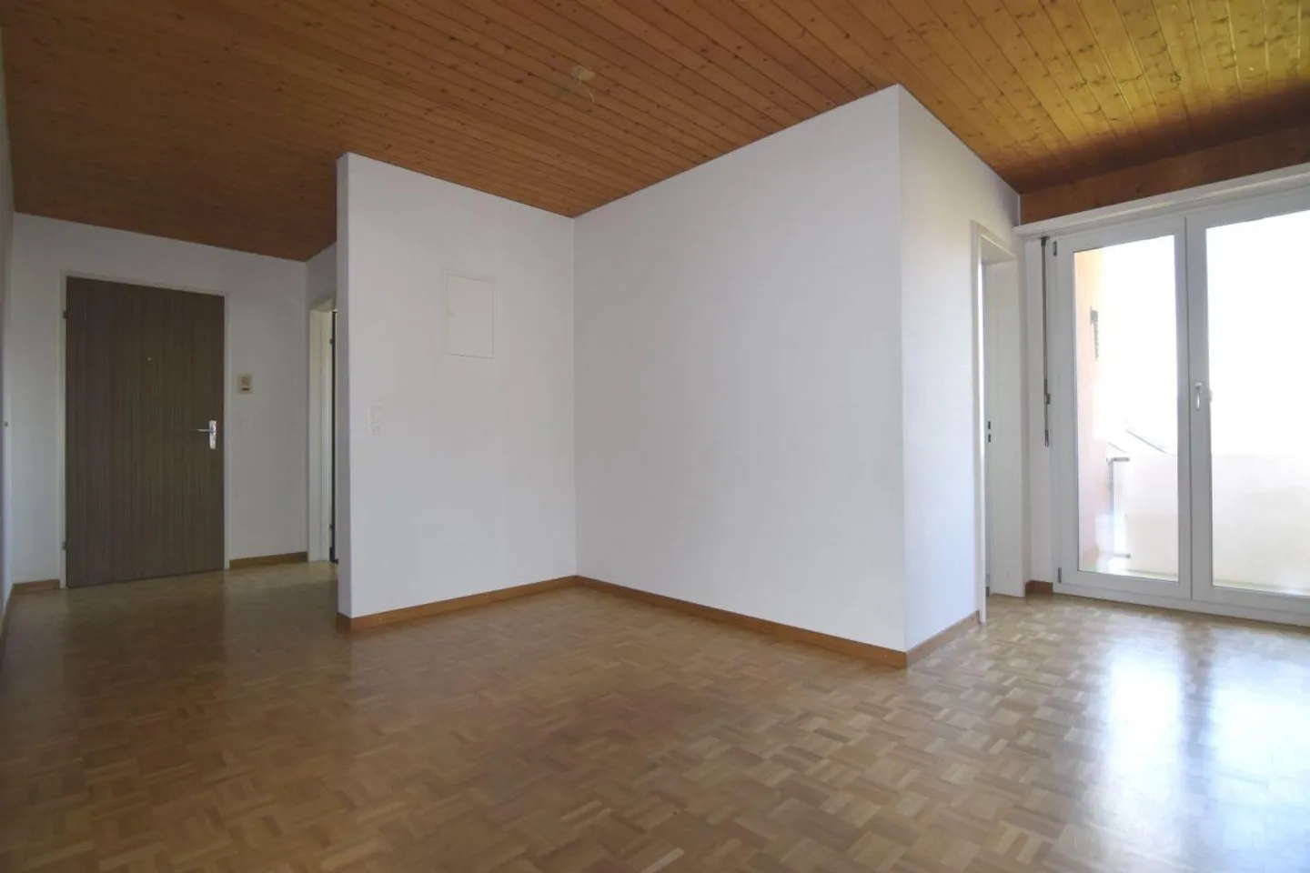 Appartement 4.5 pièces au bord de l'Untersee près de l'école - Photo 8 sur 9