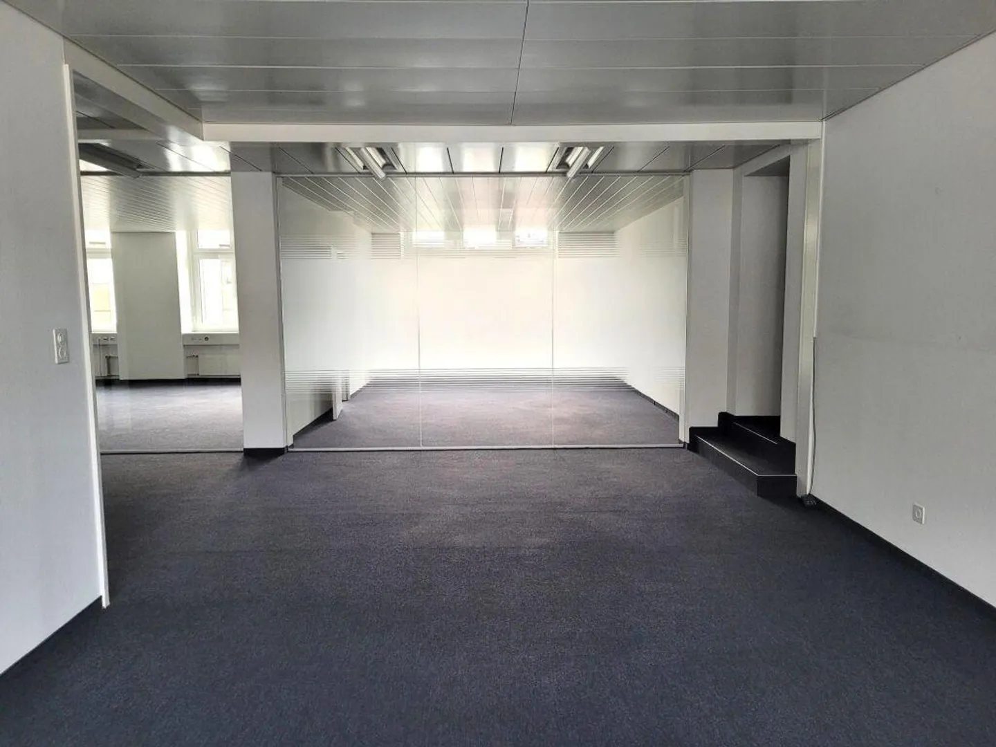 Best Location - At the Pulse of the City, Near Main Train Station - Photo 2 of 7