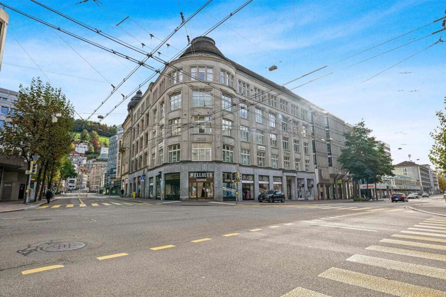 Best Location - At the Pulse of the City, Near Main Train Station - Photo 1 of 7