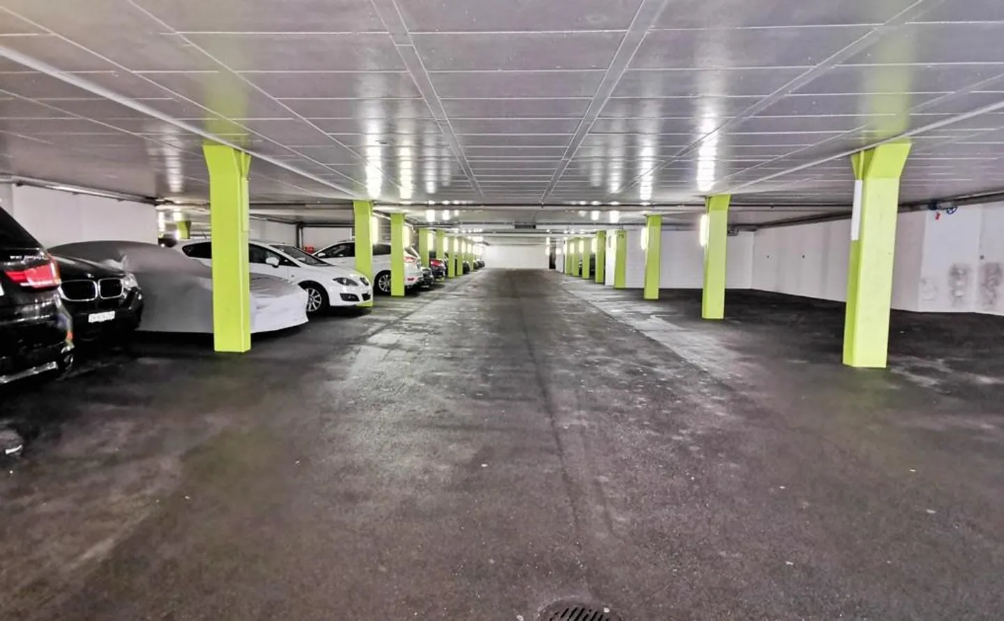 Parkplätze in Glattbrugg - Foto 1 von 1