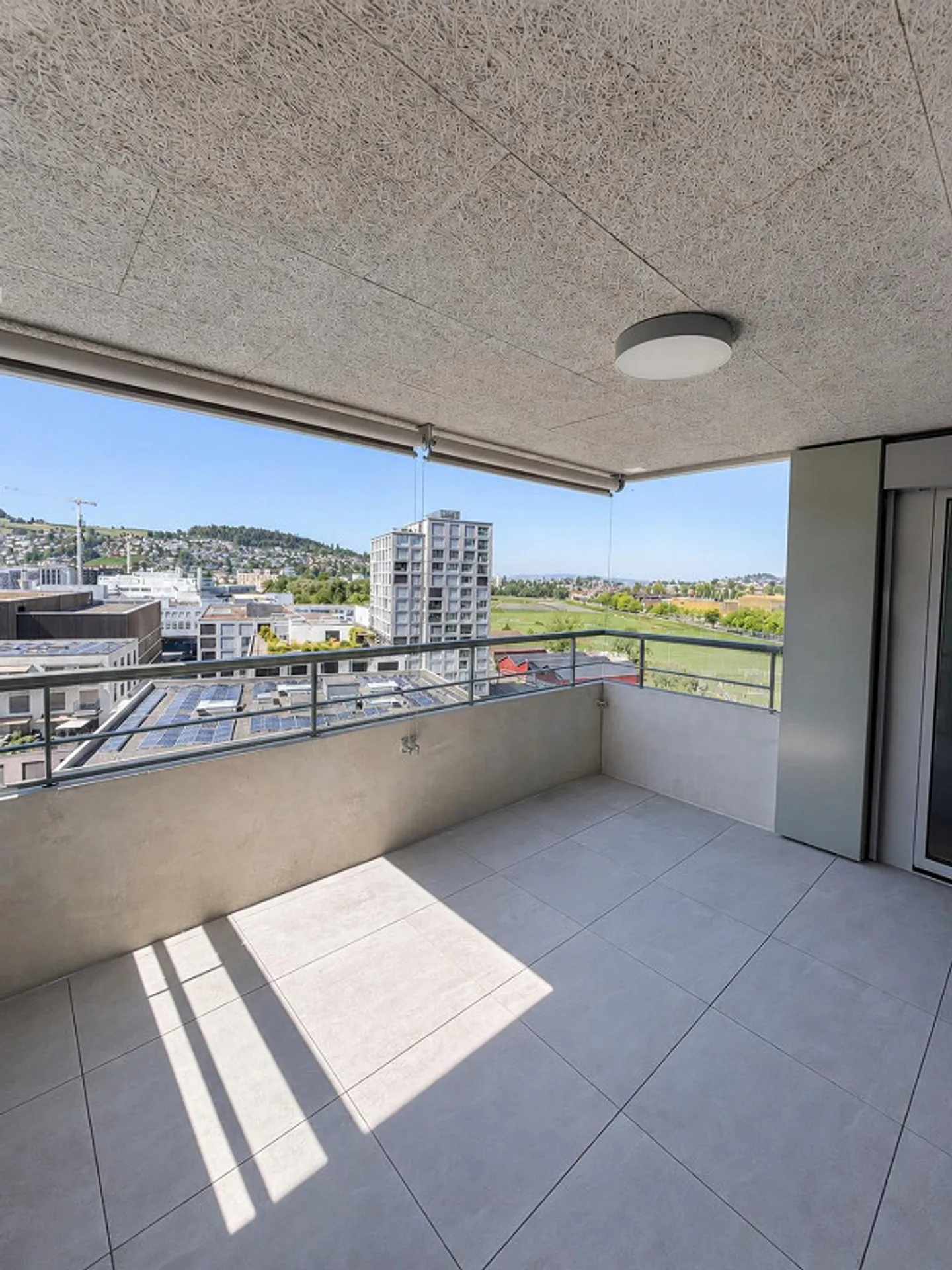 Appartamento esclusivo di 3,5 stanze nel PilatusTower con finiture di alta qualità - Foto 15 di 25