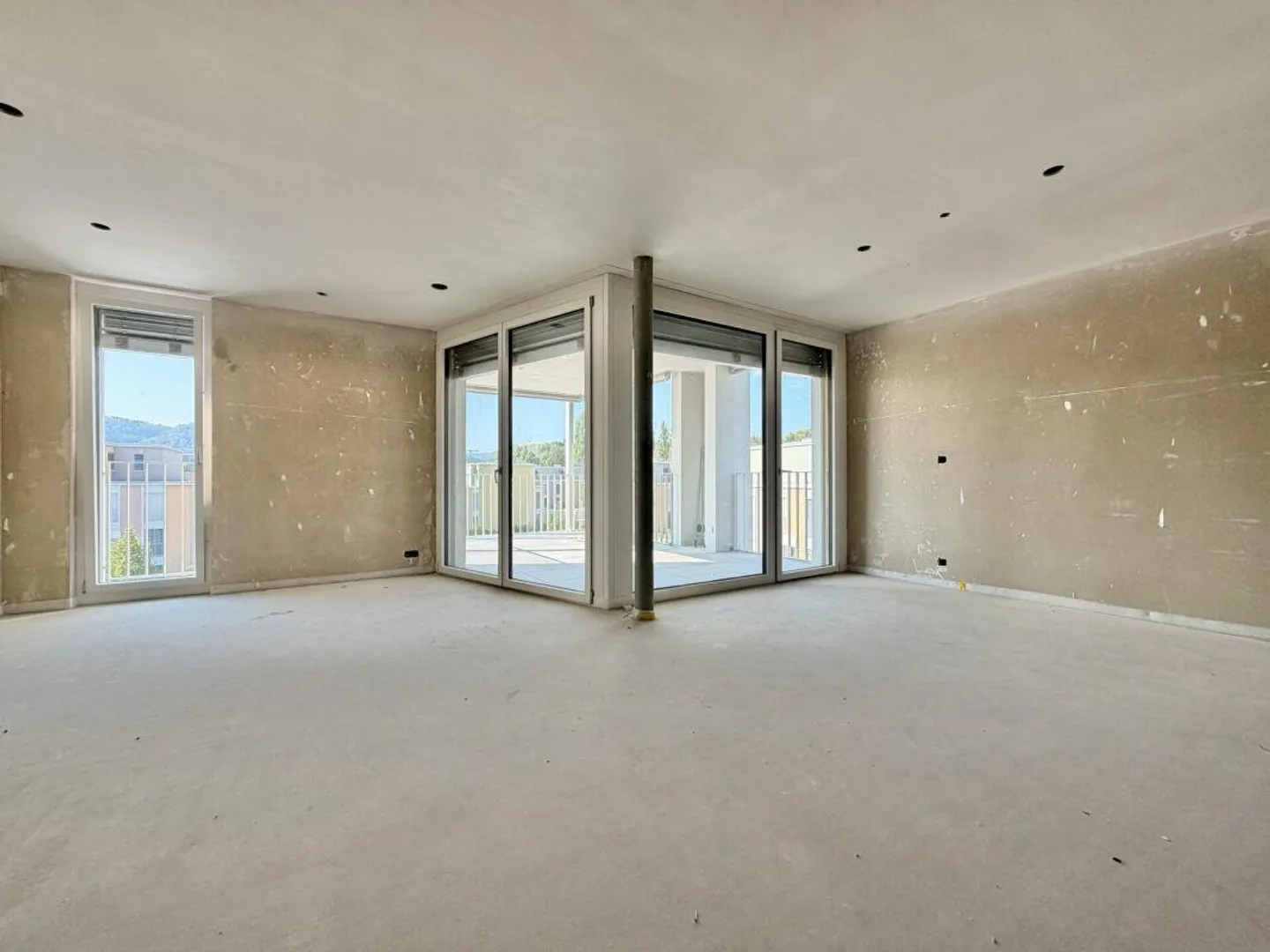 Modern 3.5 Room Apartment - Photo 2 of 22