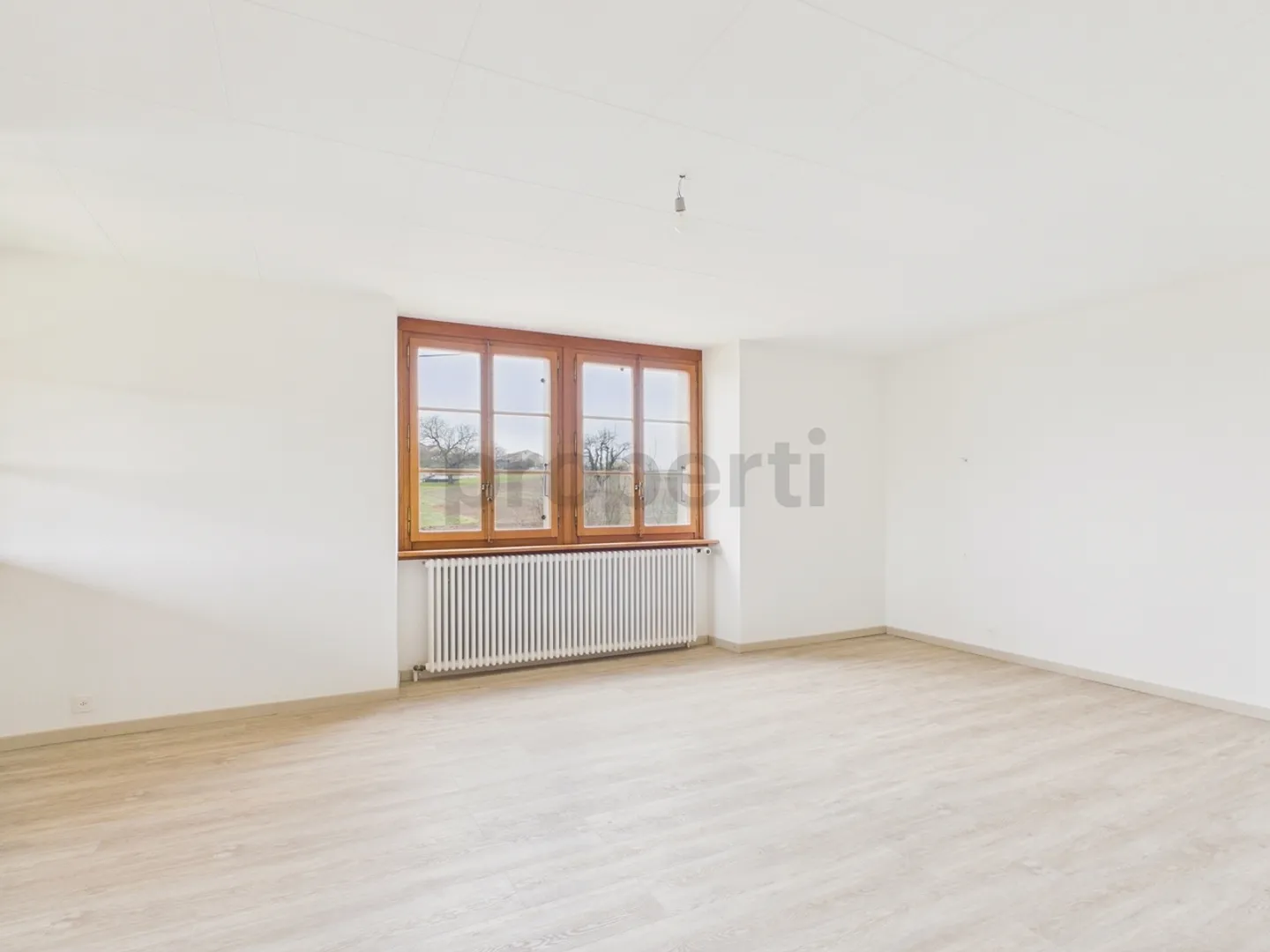 Maison mitoyenne rénovée - Photo 9 sur 13