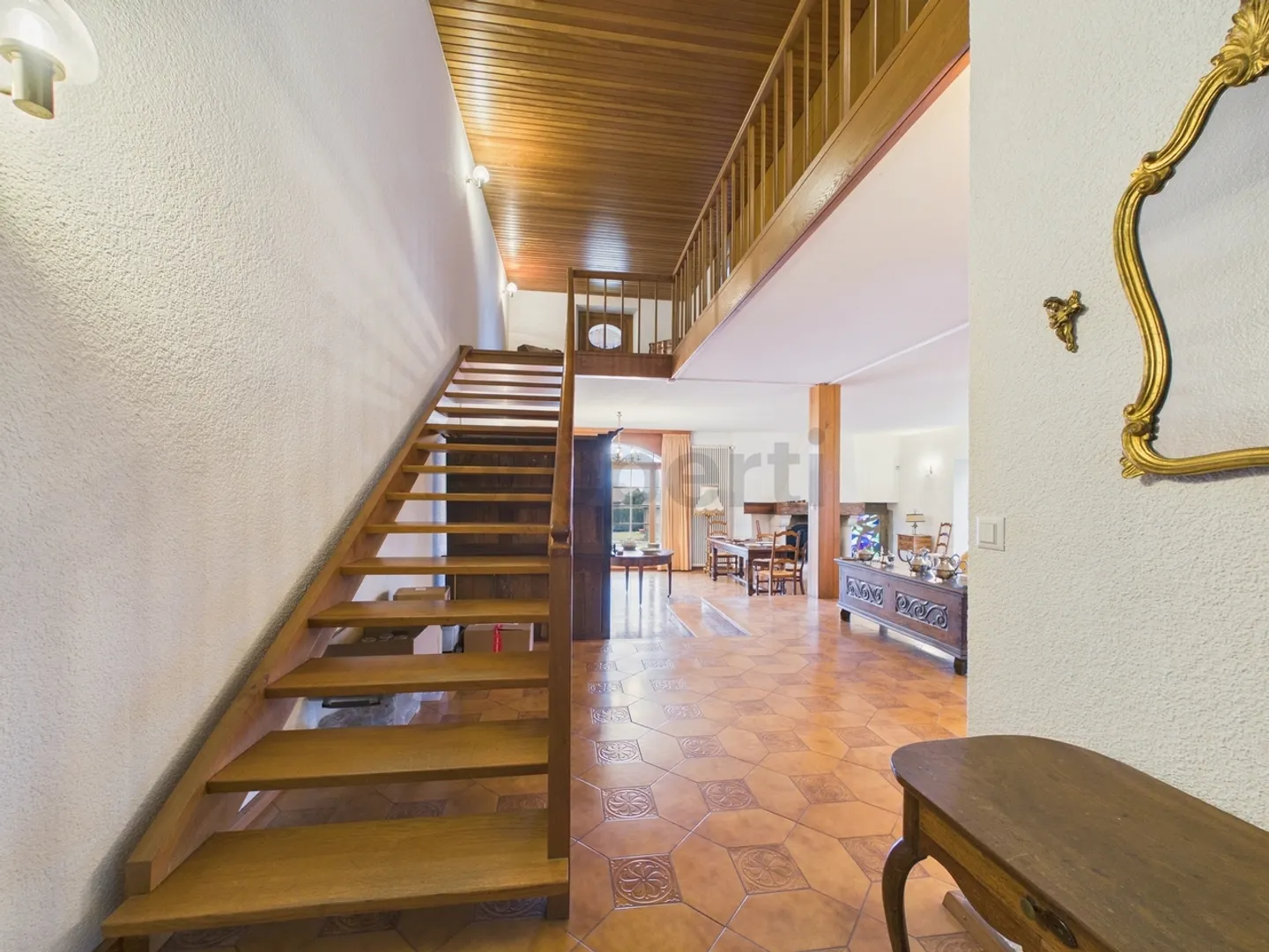 Maison mitoyenne rénovée - Photo 6 sur 13