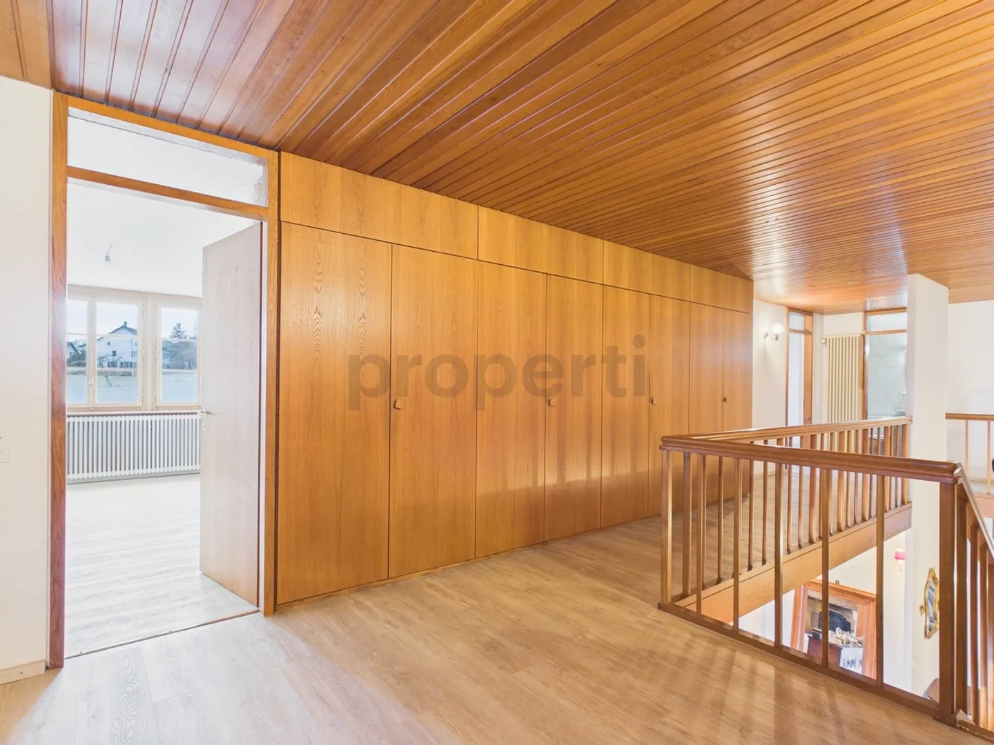 Maison mitoyenne rénovée - Photo 7 sur 13