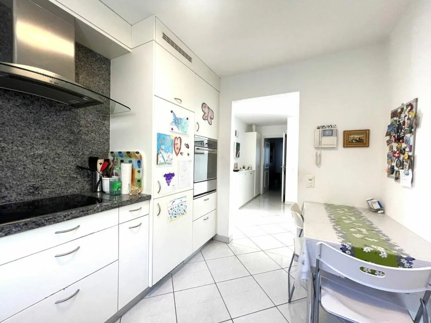 Maison magnifique avec 2 appartements et piscine. - Photo 2 sur 8