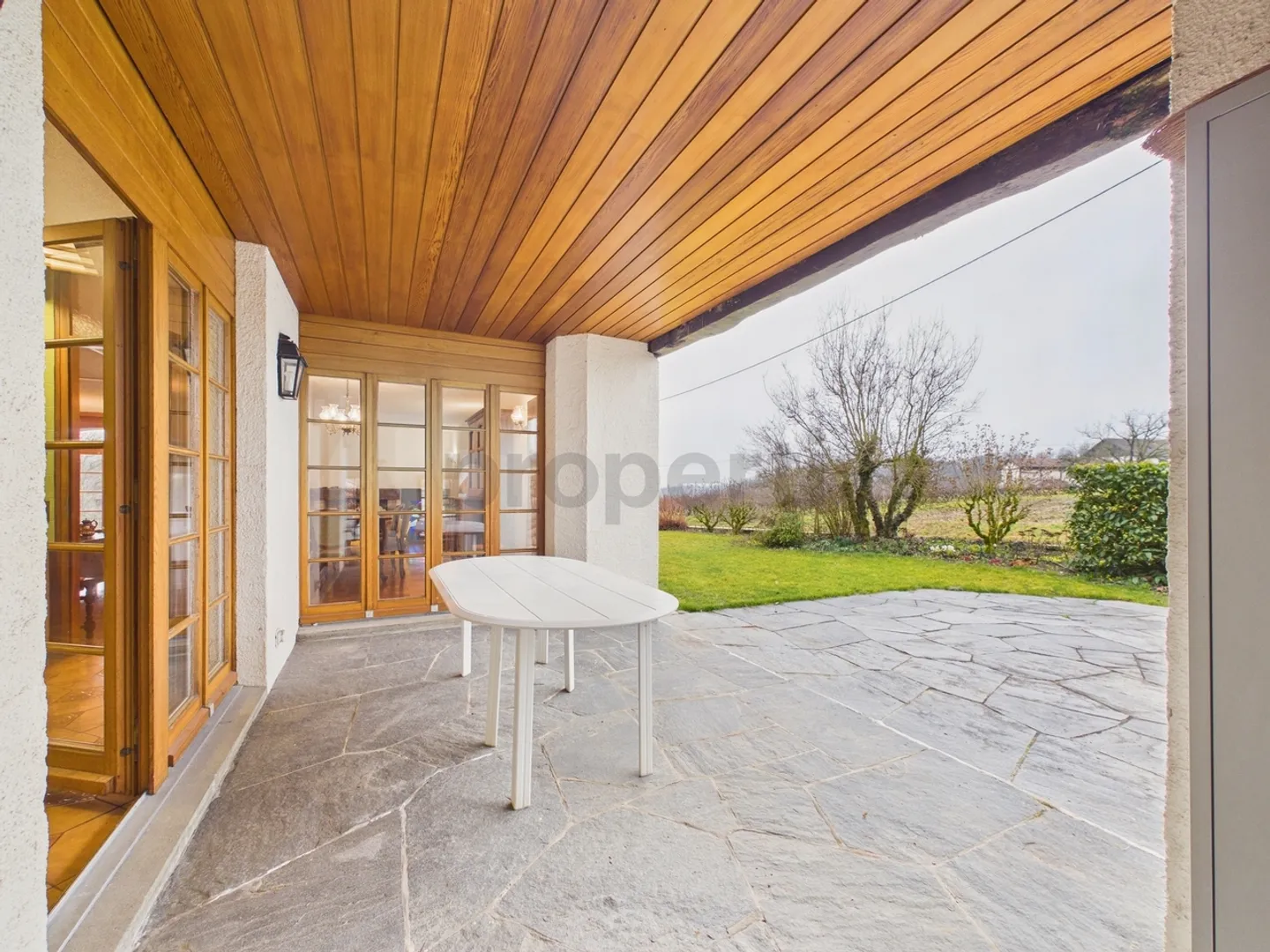 Maison mitoyenne rénovée - Photo 12 sur 13