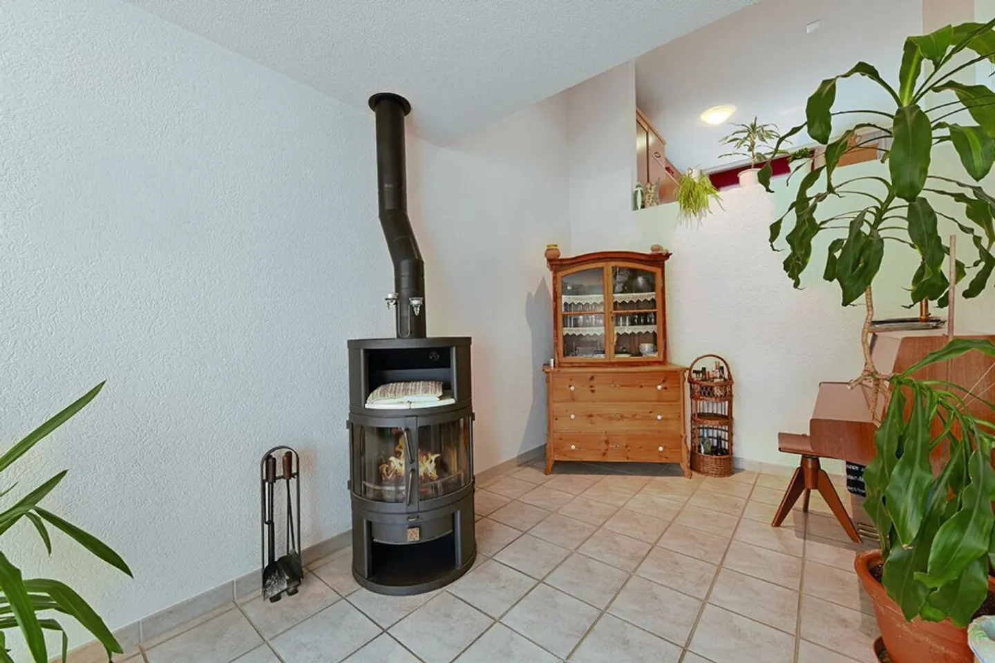 5.5-Room Terraced House in a Quiet and Child-Friendly Location - Photo 4 of 17