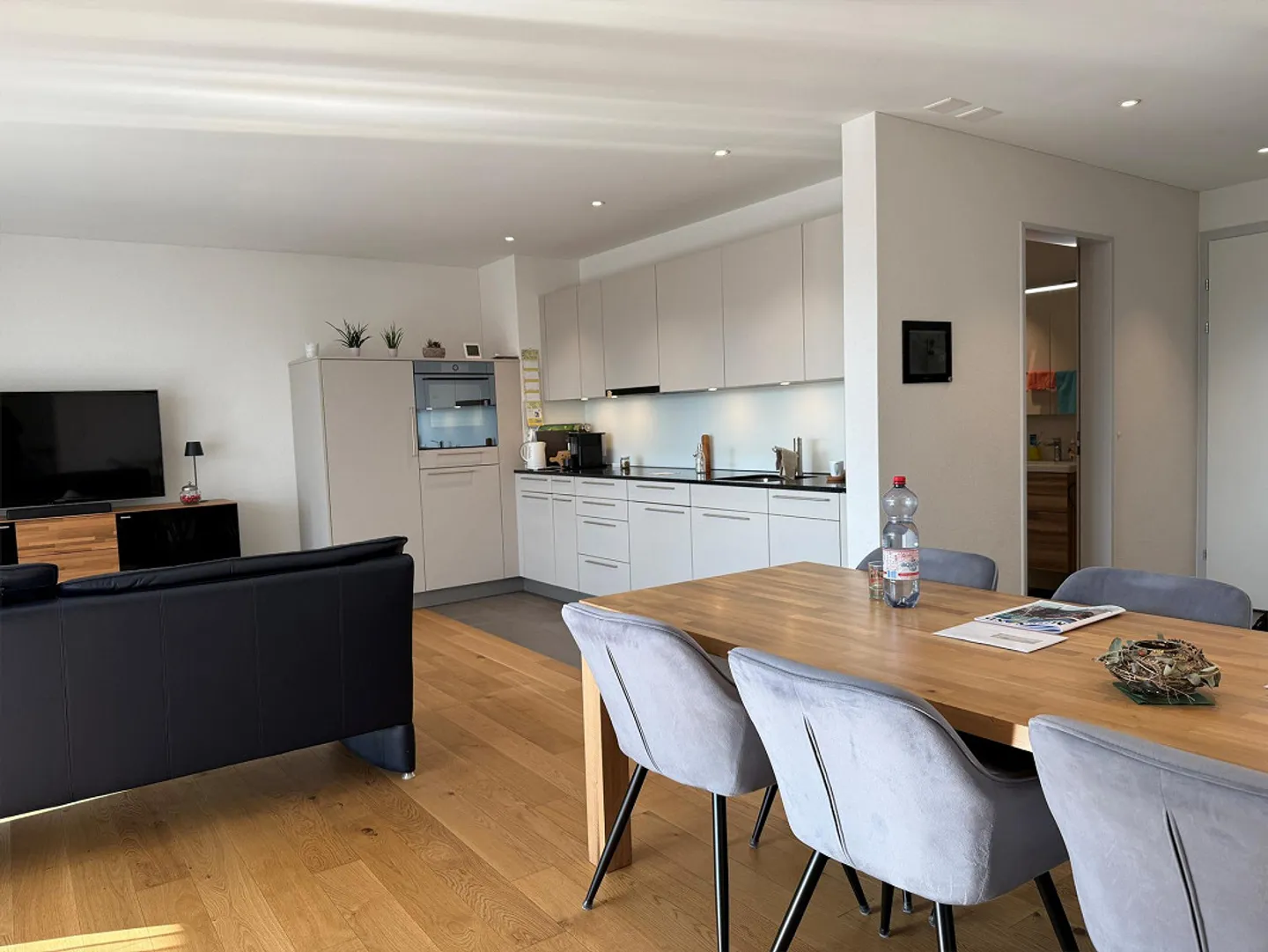 Appartamento moderno ed efficiente dal punto di vista energetico di 2,5 locali - Foto 1 di 8