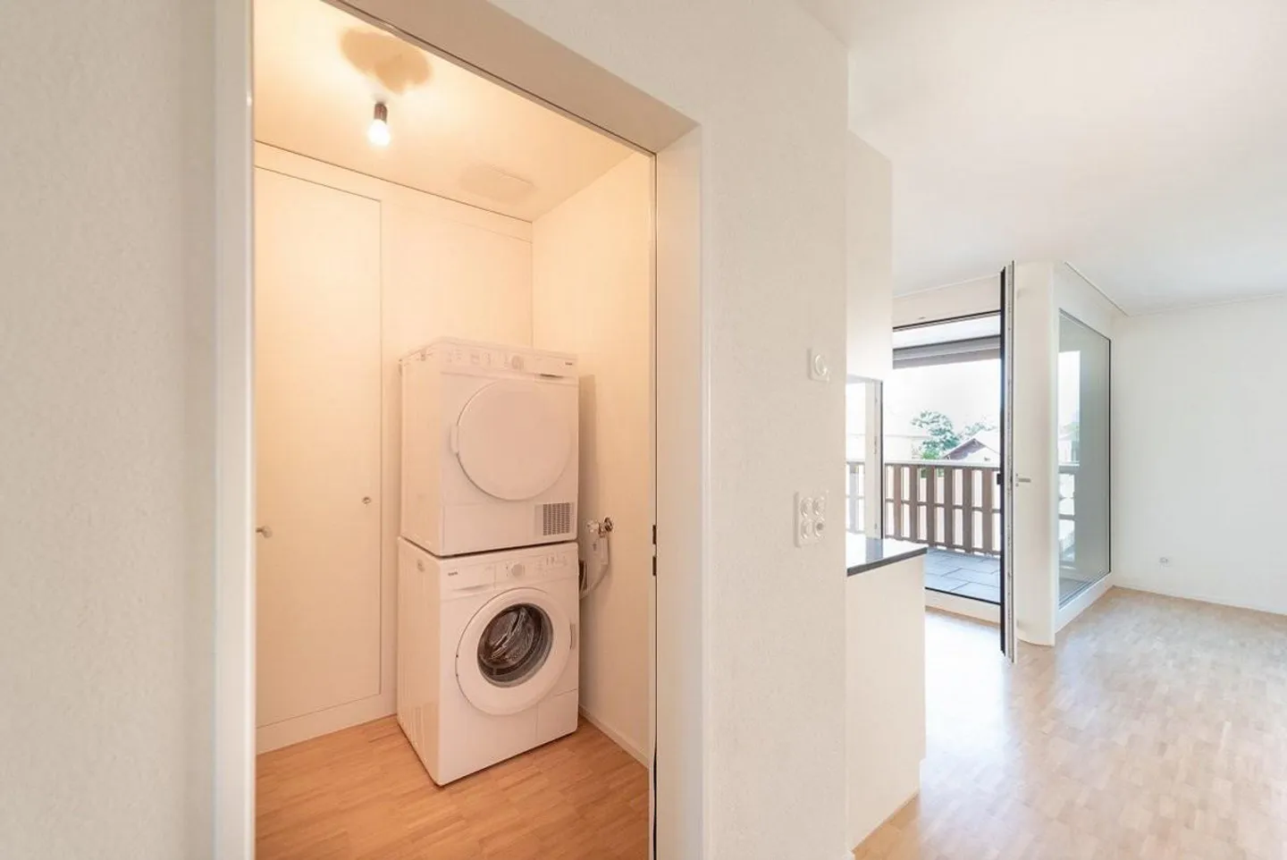 Appartement de 3,5 pièces de haute qualité au pied du Jura - Photo 6 sur 8