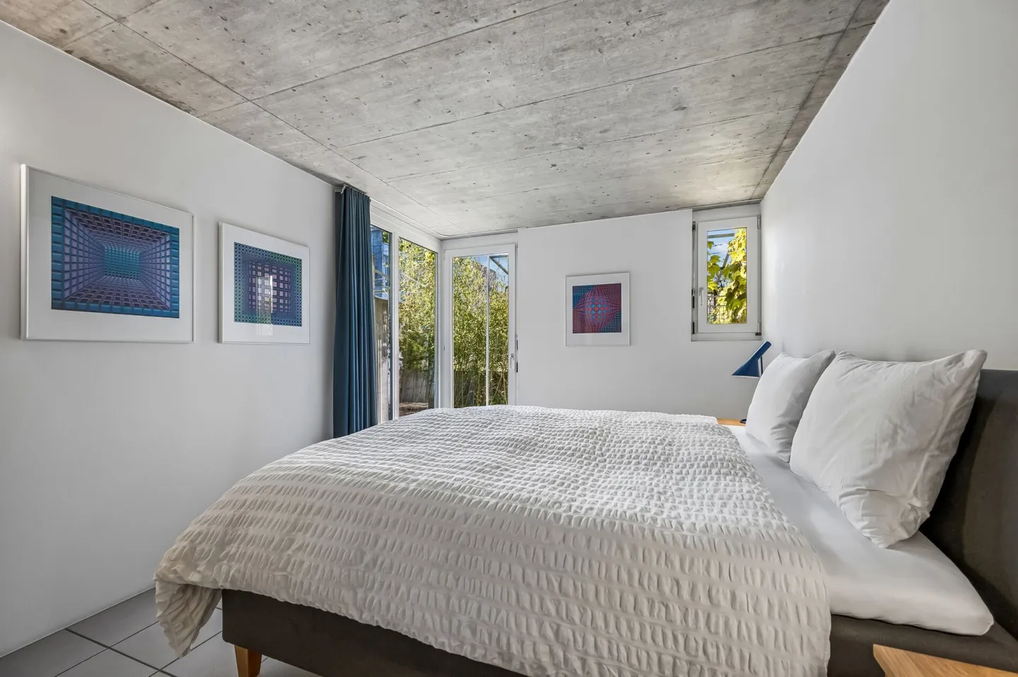 3.5-Room Duplex Garden Apartment with Character - Photo 8 of 15