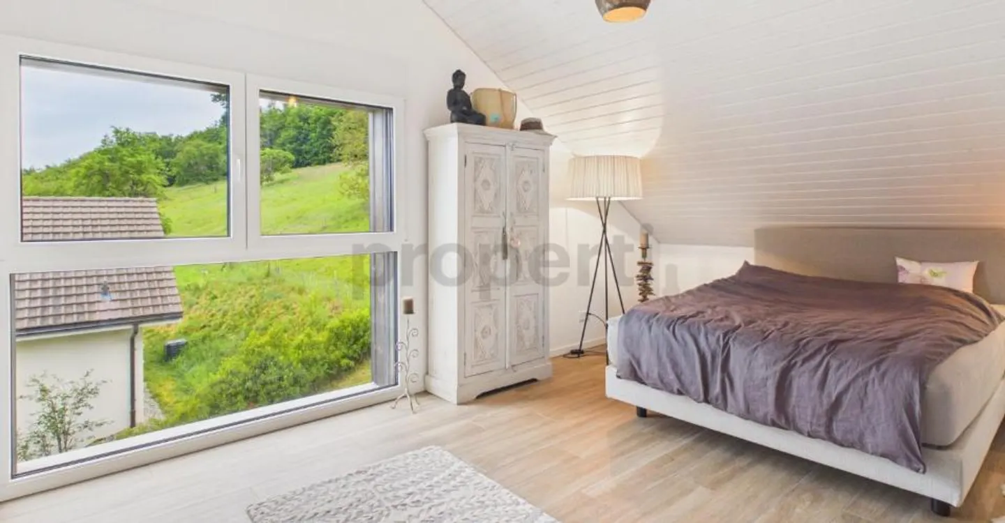 Moderno appartamento attico di 3,5 stanze con balcone, Kallnach - Foto 8 di 13