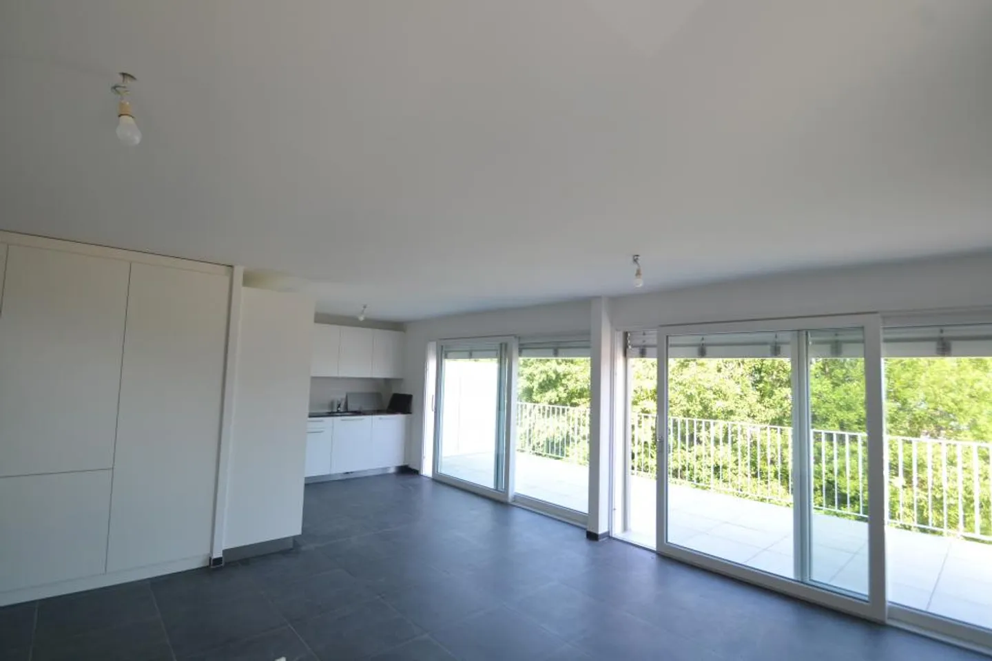 Il tuo appartamento con vista sul lago di Neuchâtel - Foto 3 di 9
