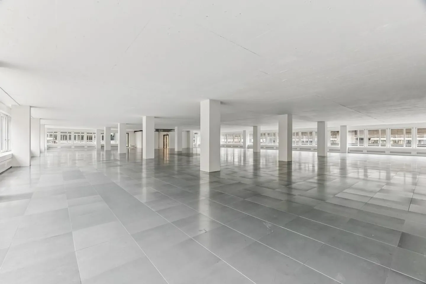 Working in the heart of Zurich West - Photo 9 of 11