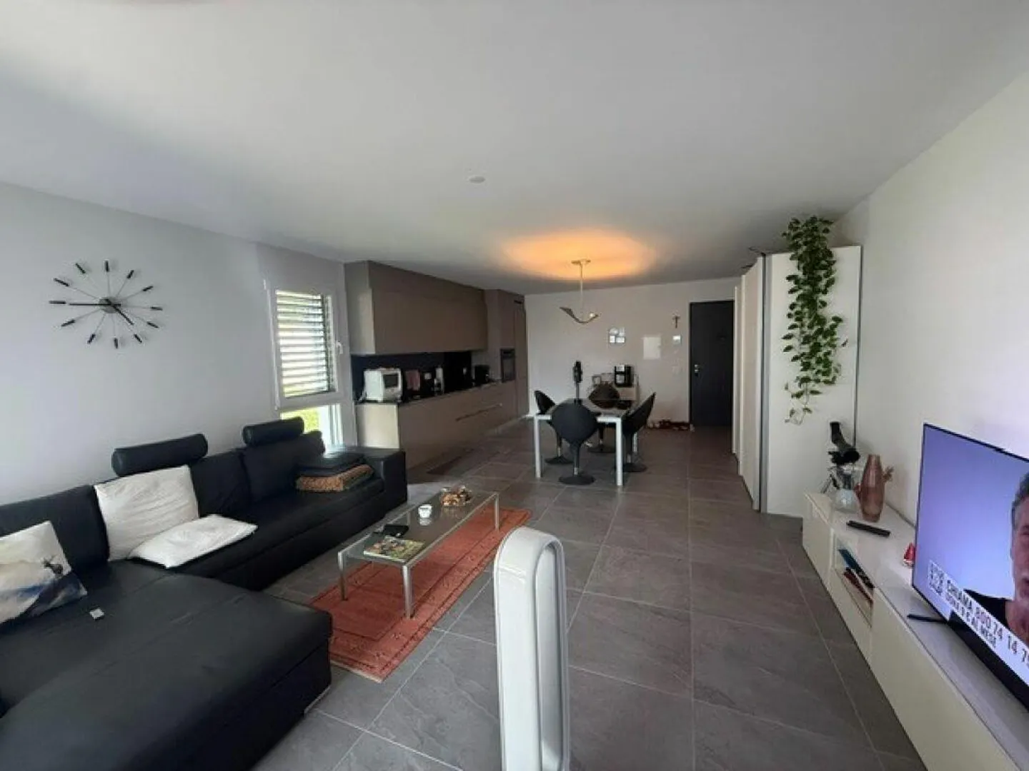 Spacieux et moderne 2.5 pièces à San Vittore - Photo 1 sur 7