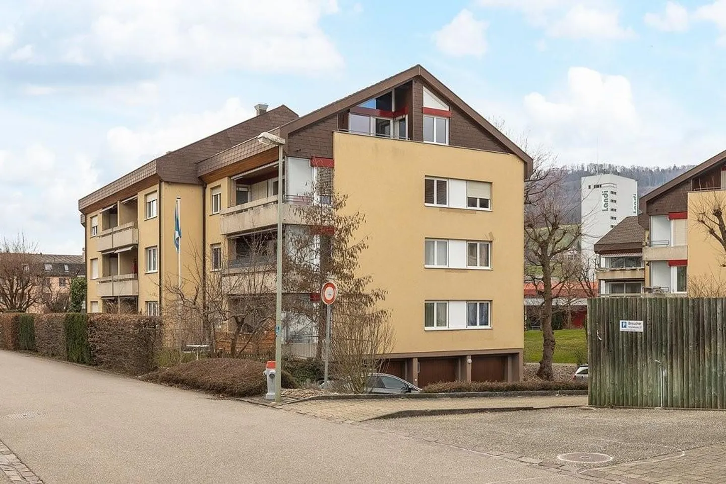 Geräumige Wohnung in ruhiger Lage - Foto 1 von 8