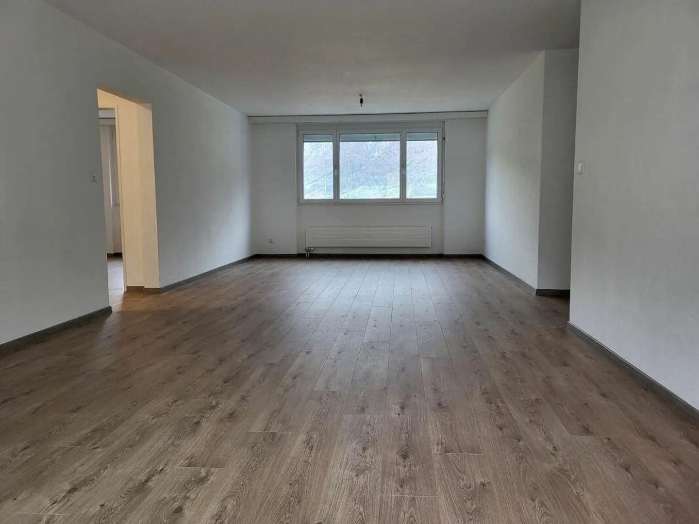 Rénové de haute qualité et situé au calme - Photo 3 sur 13