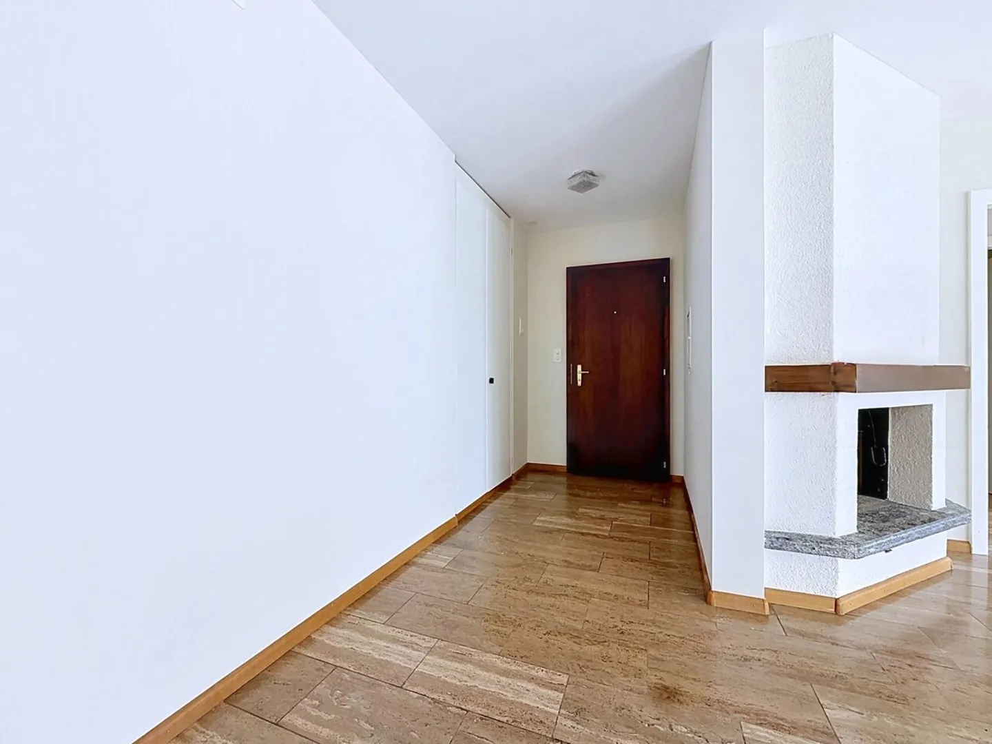 Geräumige Wohnung mit Balkon - Foto 6 von 13
