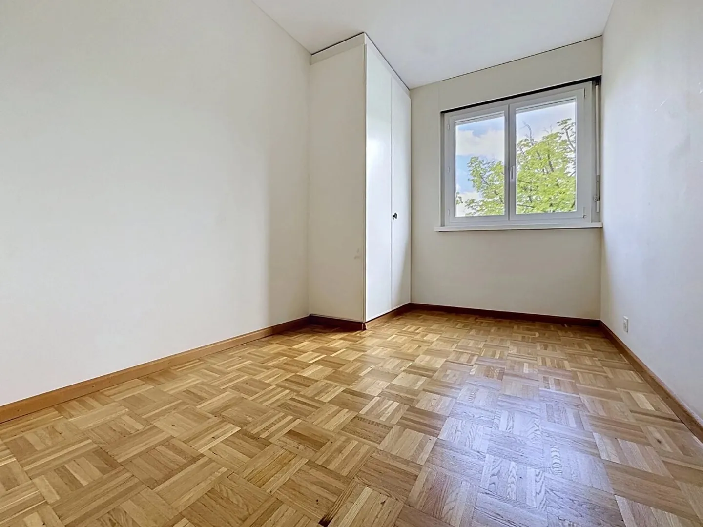 Geräumige Wohnung mit Balkon - Foto 9 von 13