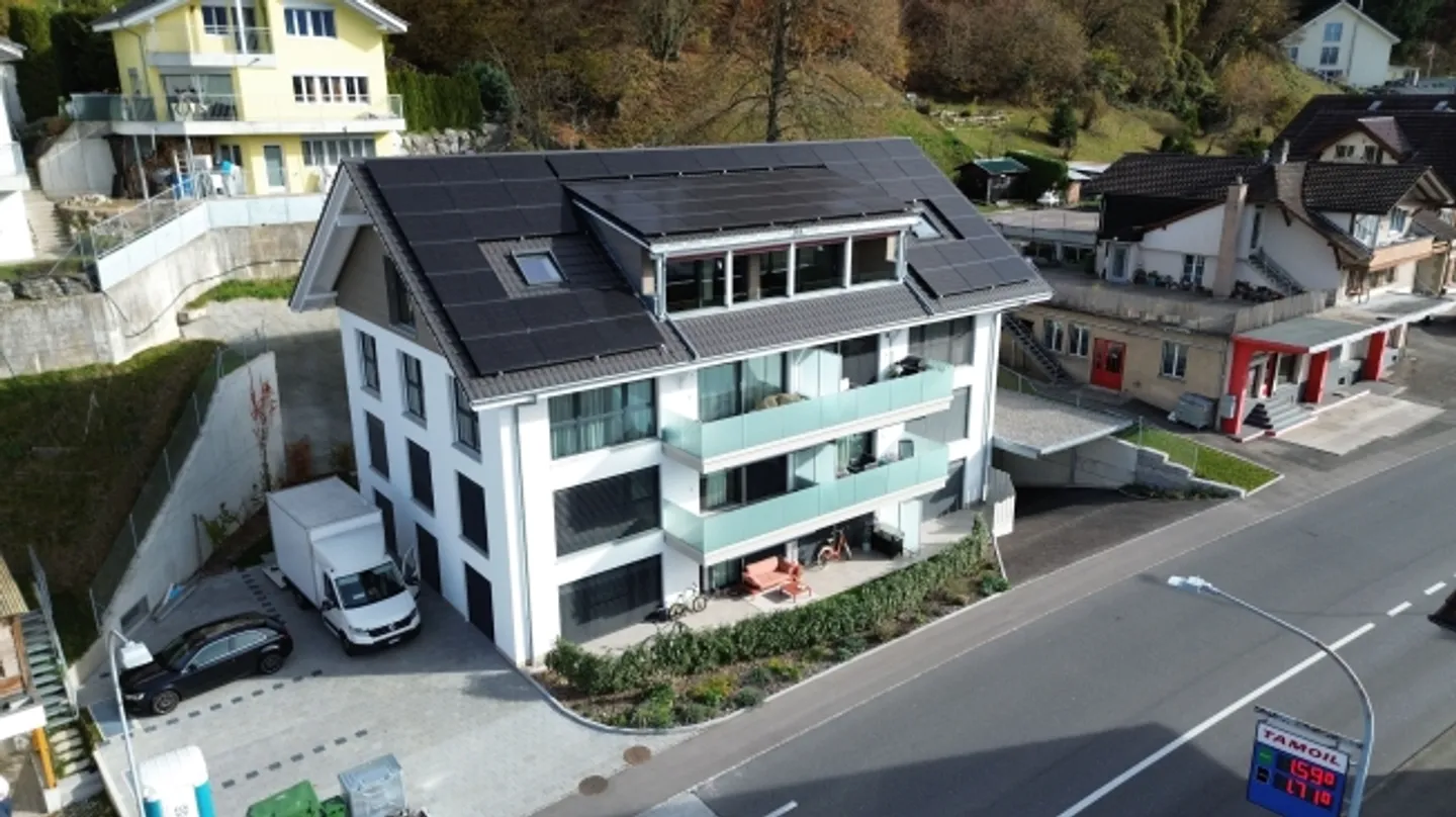 5.5-room penthouse apartment with mountain view in Heimberg for sale - Photo 1 of 13