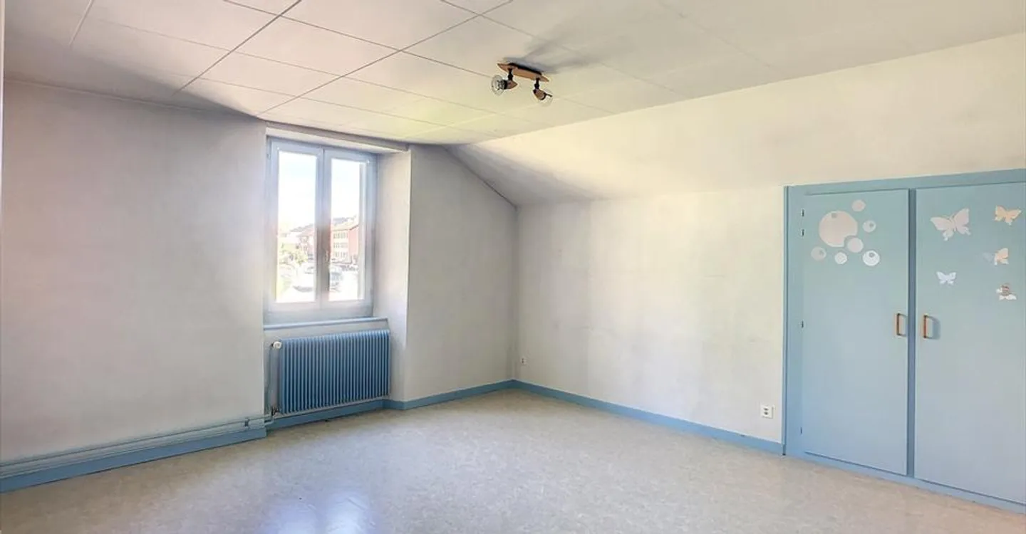 Edificio misto di 3779 m3, con uffici, magazzino, abitazioni e garage - Foto 12 di 12