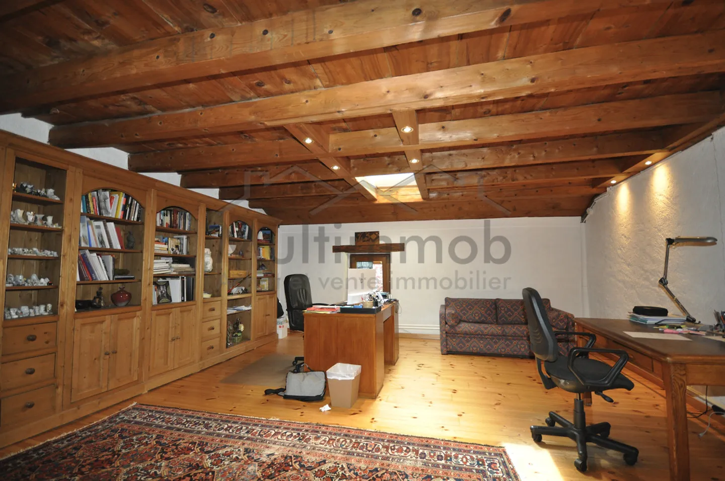 Co-Exclusivity - Charming Village House - Photo 6 of 7