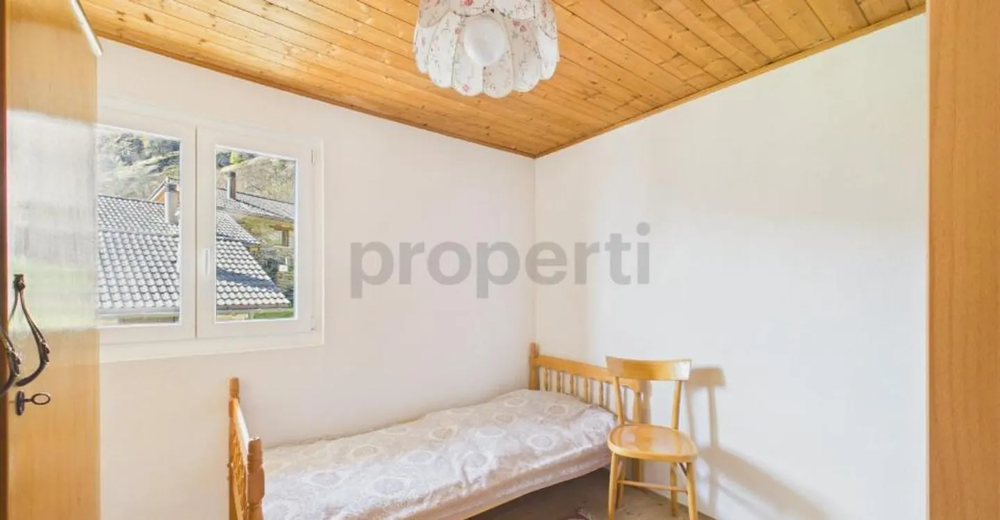 Detached house with grain loft, garden, panoramic view MAIN AND SECONDARY RESIDENCE IN VAL CALANCA - Photo 10 of 12
