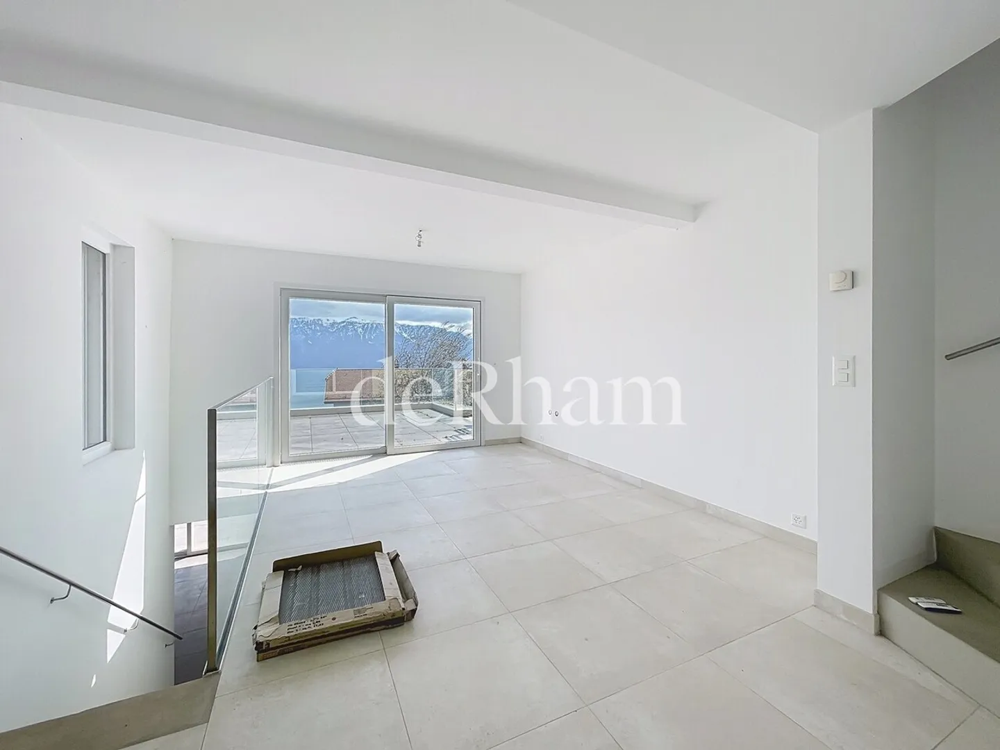 Wunderschönes 4,5-Zimmer-Tripex mit Seeblick, Terrasse und privatem Garten! - Foto 5 von 11