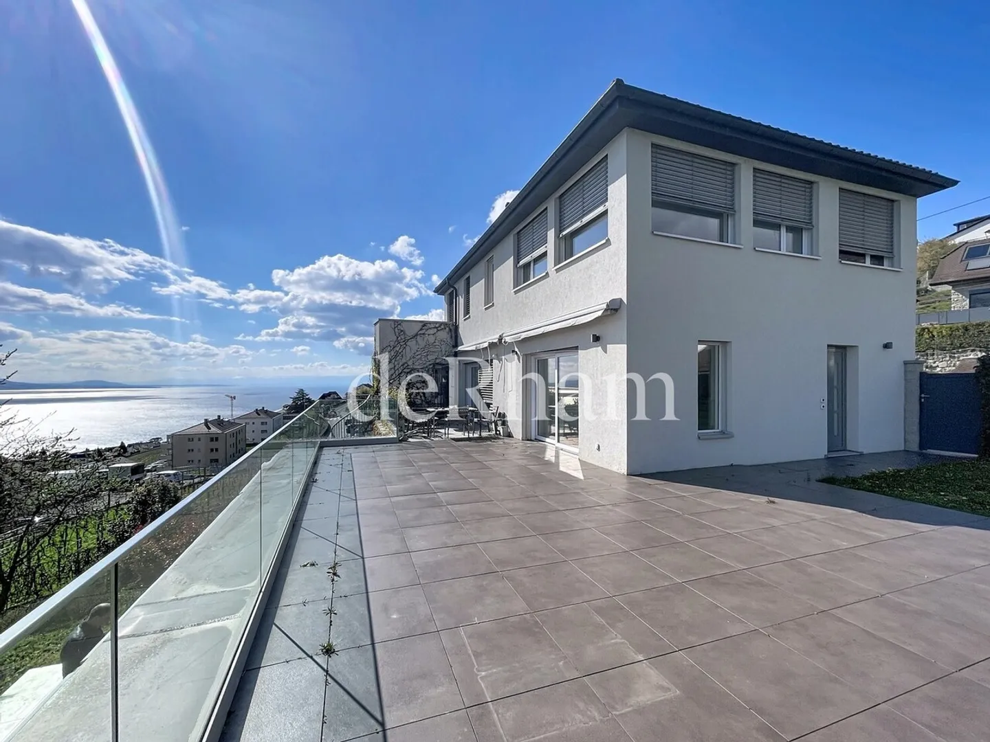 Wunderschönes 4,5-Zimmer-Tripex mit Seeblick, Terrasse und privatem Garten! - Foto 7 von 11