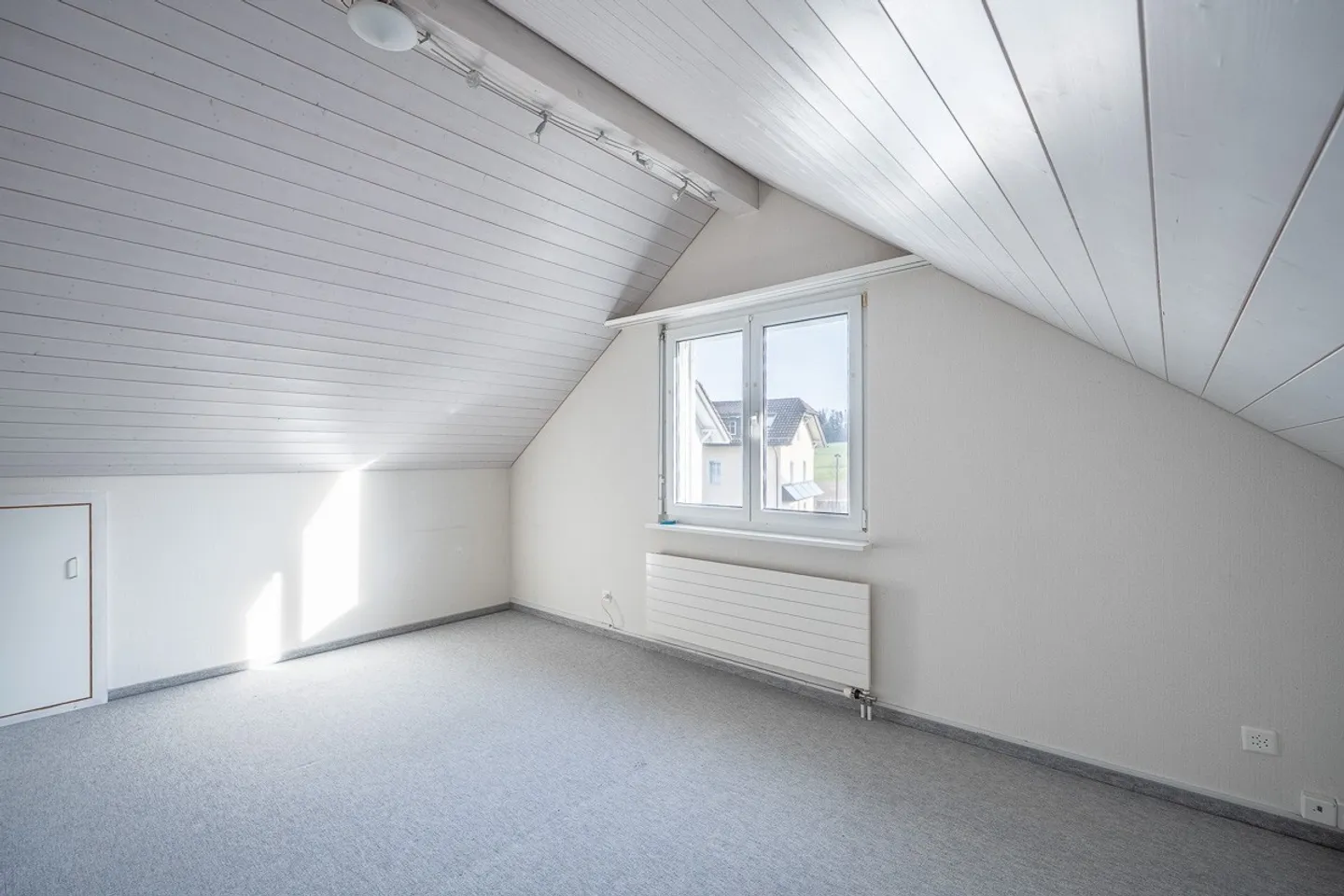 Appartement 6.5 pièces avec garage double - Photo 4 sur 10