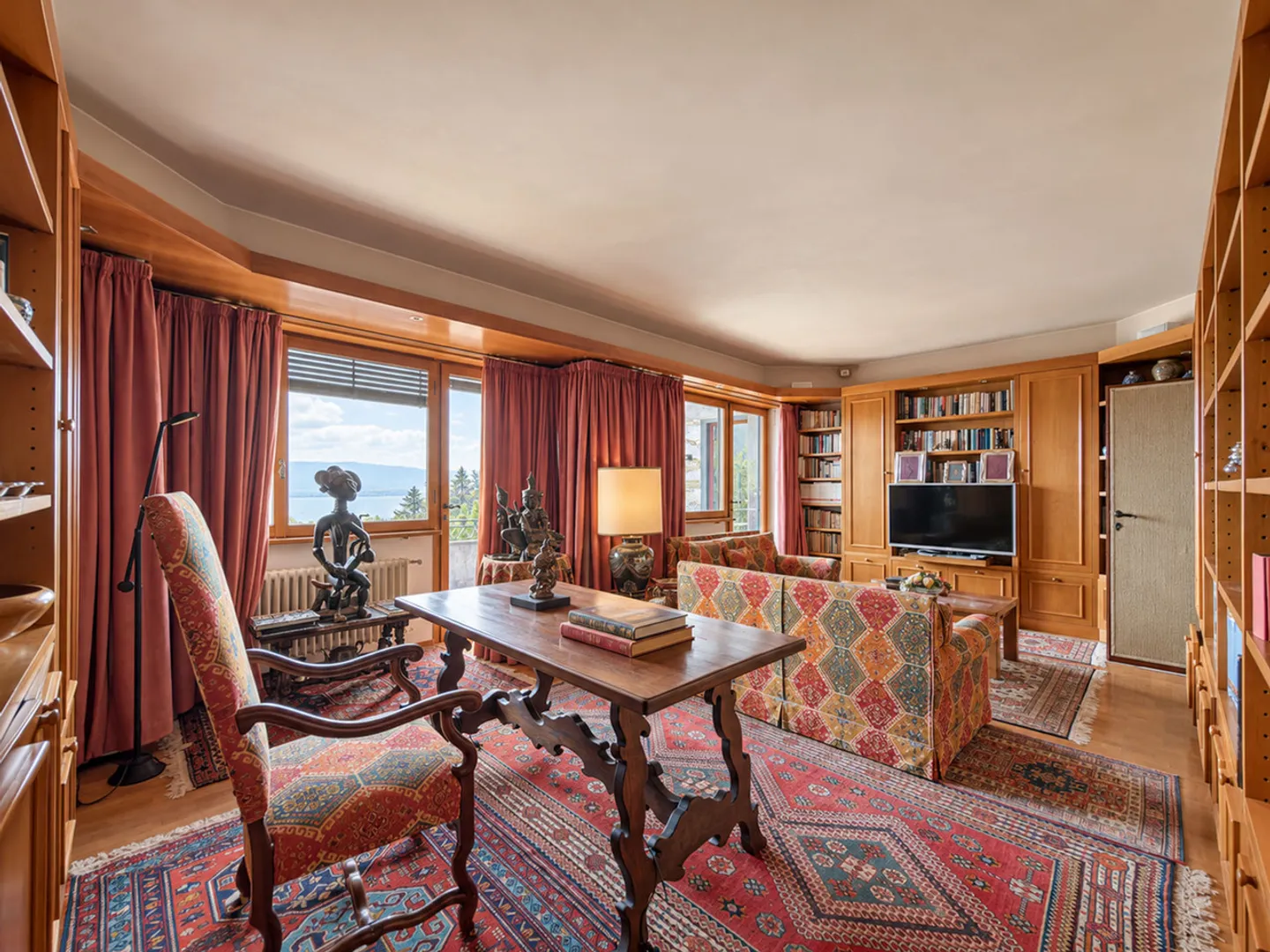 Noble Villa in Vacallo - Photo 4 of 33
