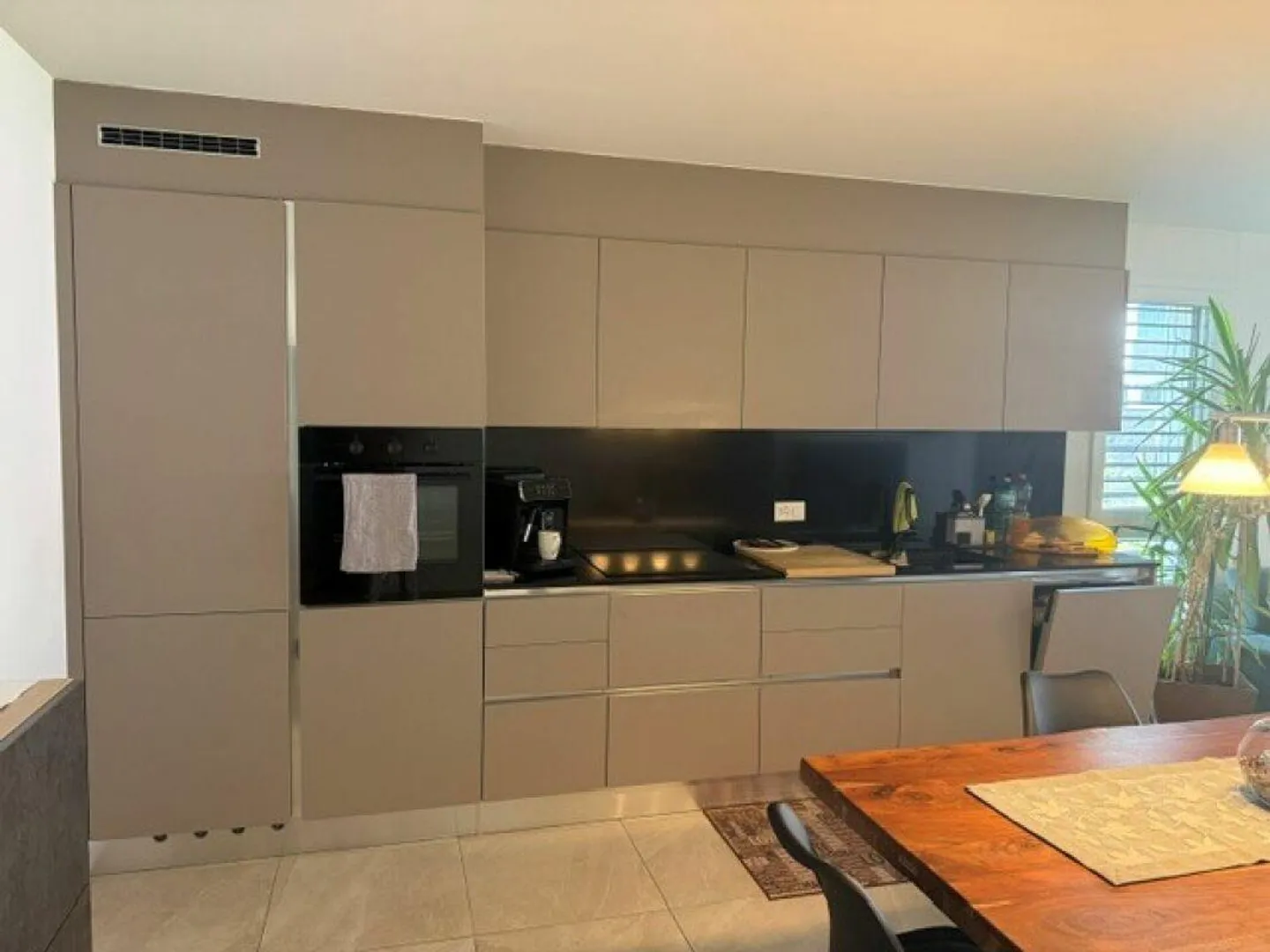 Ampio e moderno 2.5 locali a San Vittore - Photo 2 sur 7