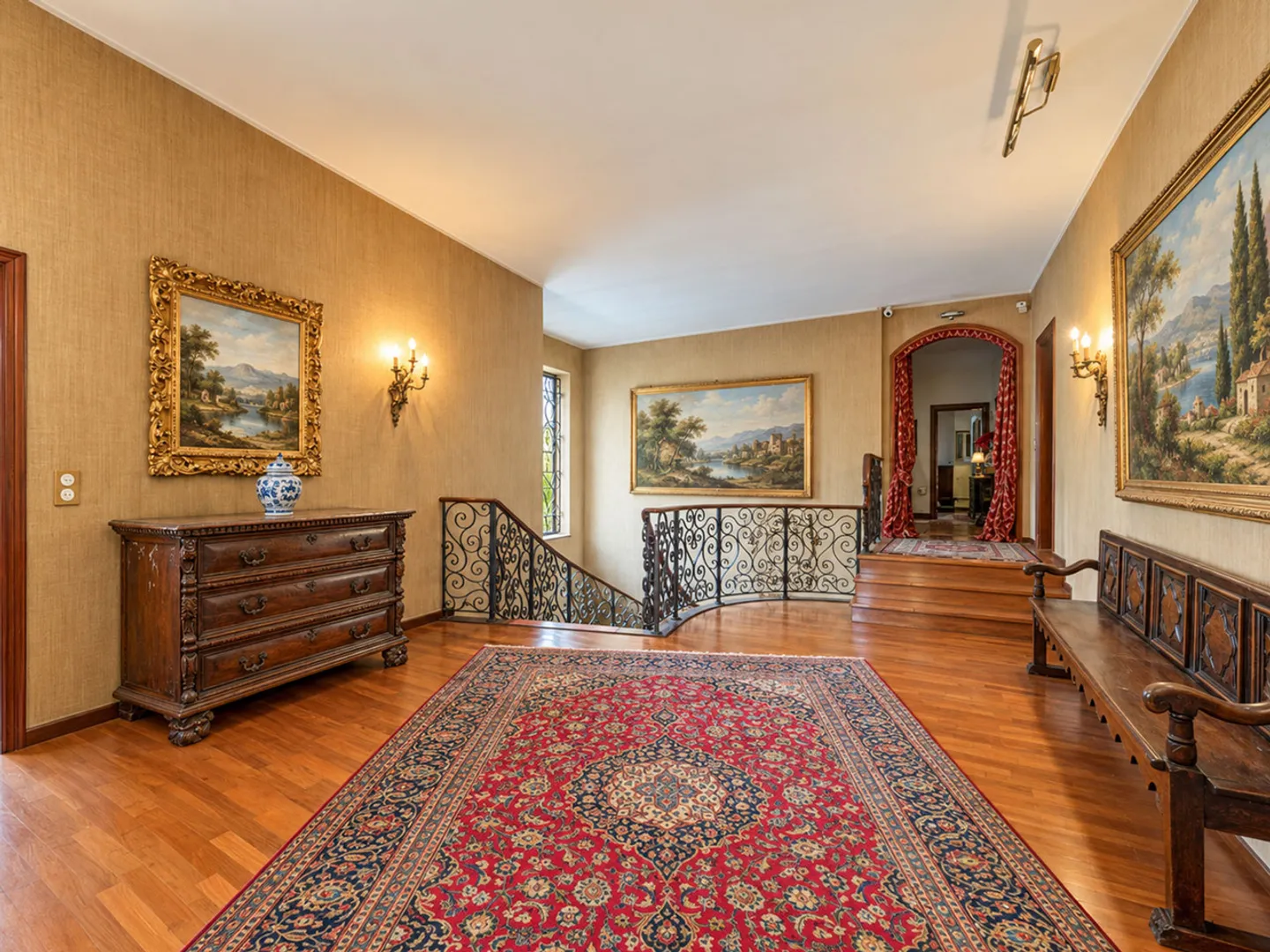 Noble Villa in Vacallo - Photo 13 of 33