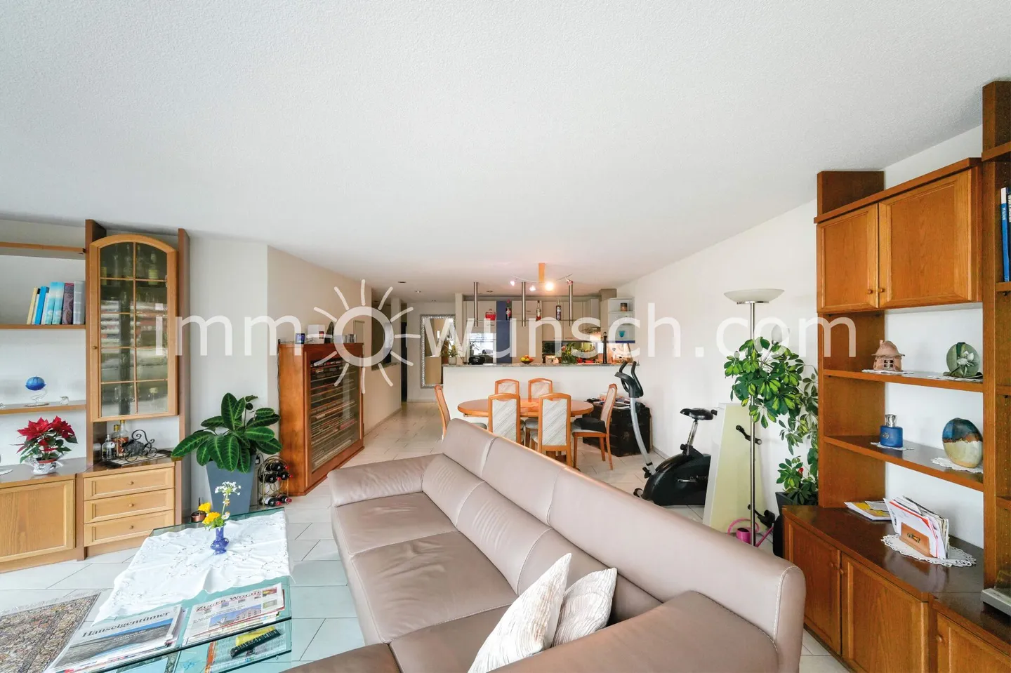 Exchange object Bright 4 ½ room terrace condominium with beautiful view of the Rigi - Photo 1 of 6