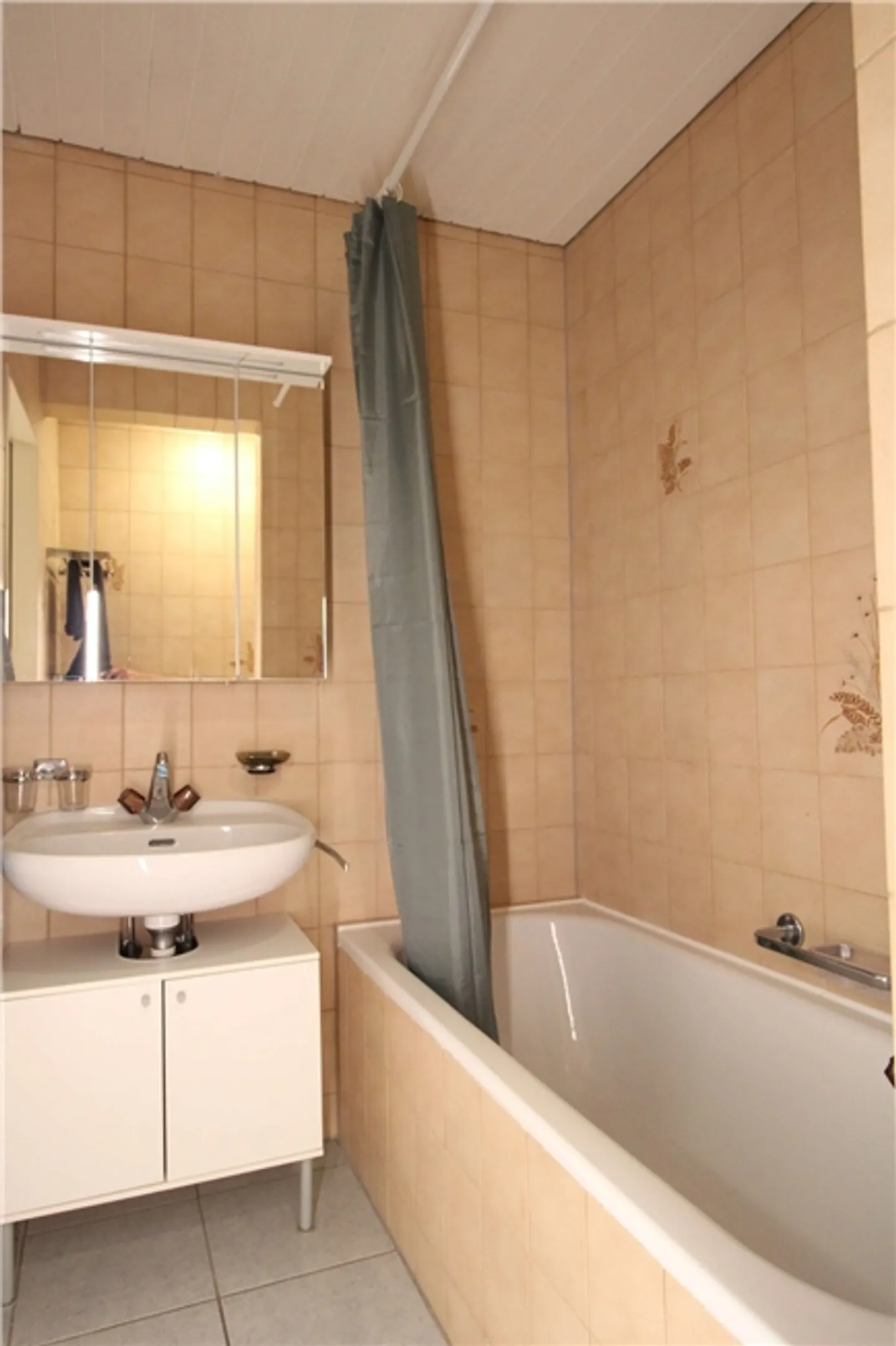 WG Room - Photo 6 of 11