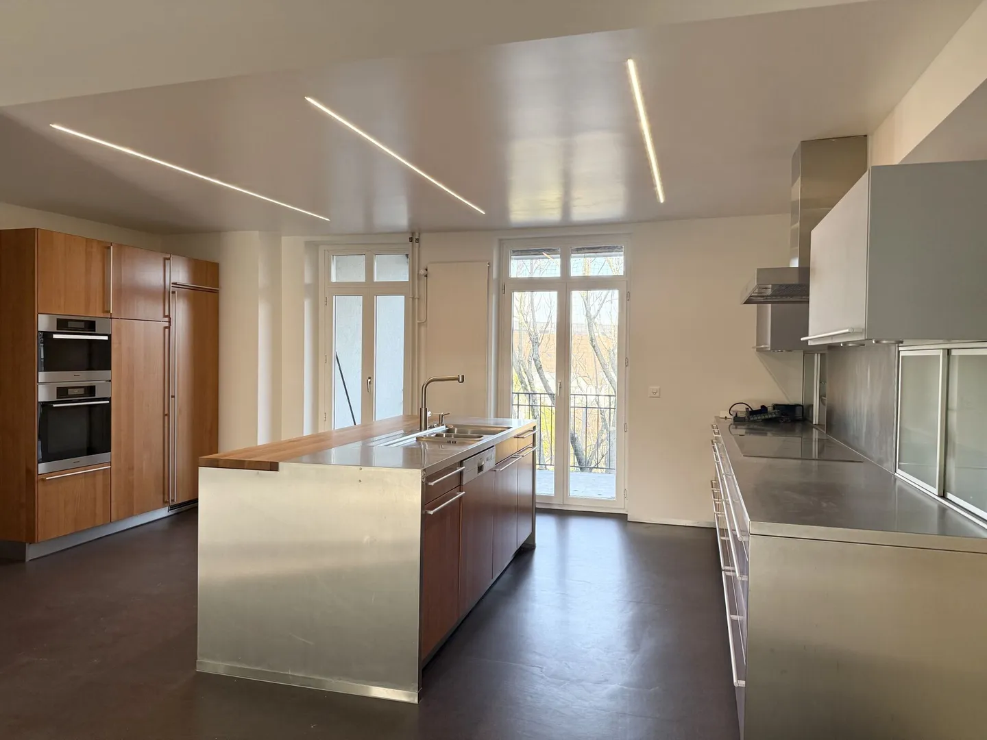 Spacious duplex/maisonette apartment in the St. Johann district! - Photo 2 of 13