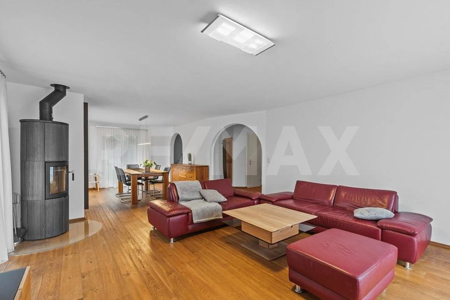 House 6.5 rooms - Photo 1 of 13