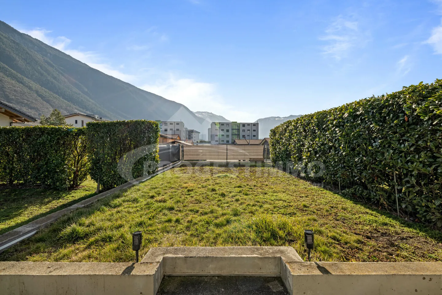 APPARTEMENT D'EXCEPTION AVEC VUE SUR LES ALPES - Photo 8 sur 10