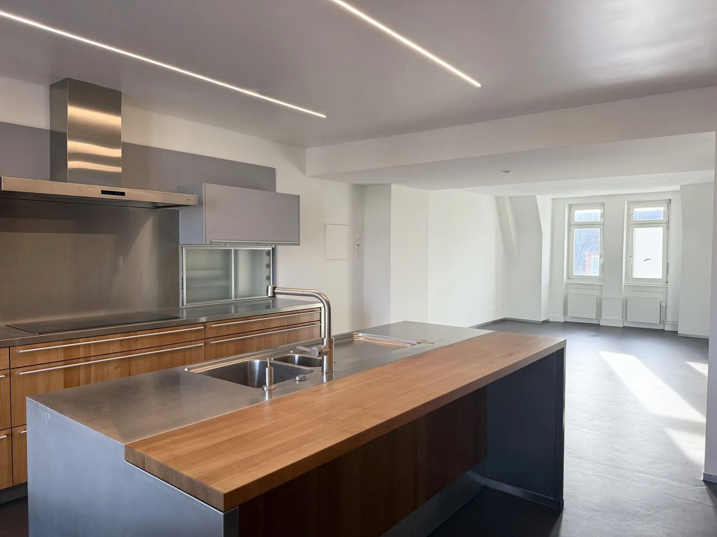 Spacious duplex/maisonette apartment in the St. Johann district! - Photo 4 of 13