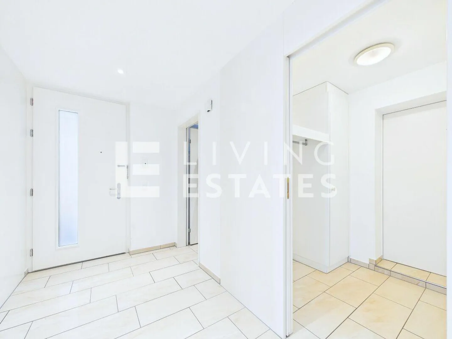 Apartment for sale - Photo 2 of 24