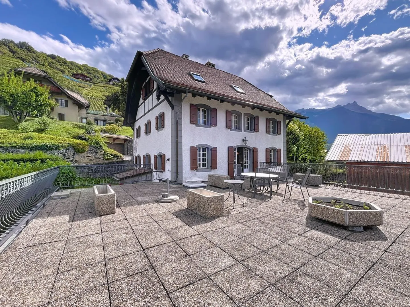 Casa di Villaggio di 8,5 stanze a Ollon (VD) - Foto 5 di 13