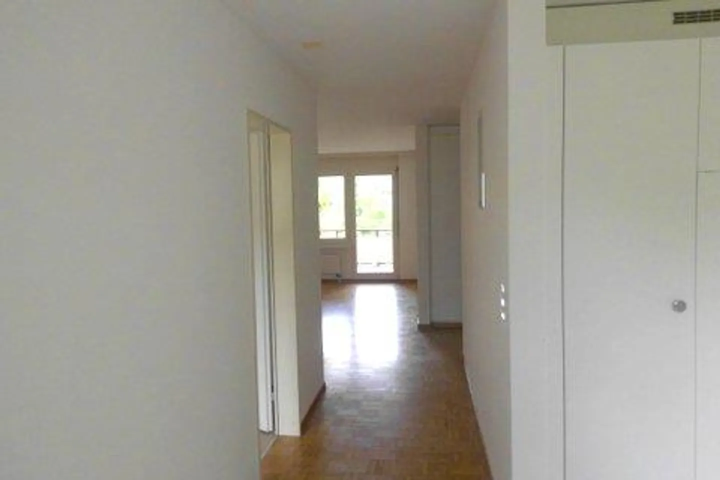 Grosse Genossenschaftswohnung sucht eine neue Familie! - Foto 5 von 8