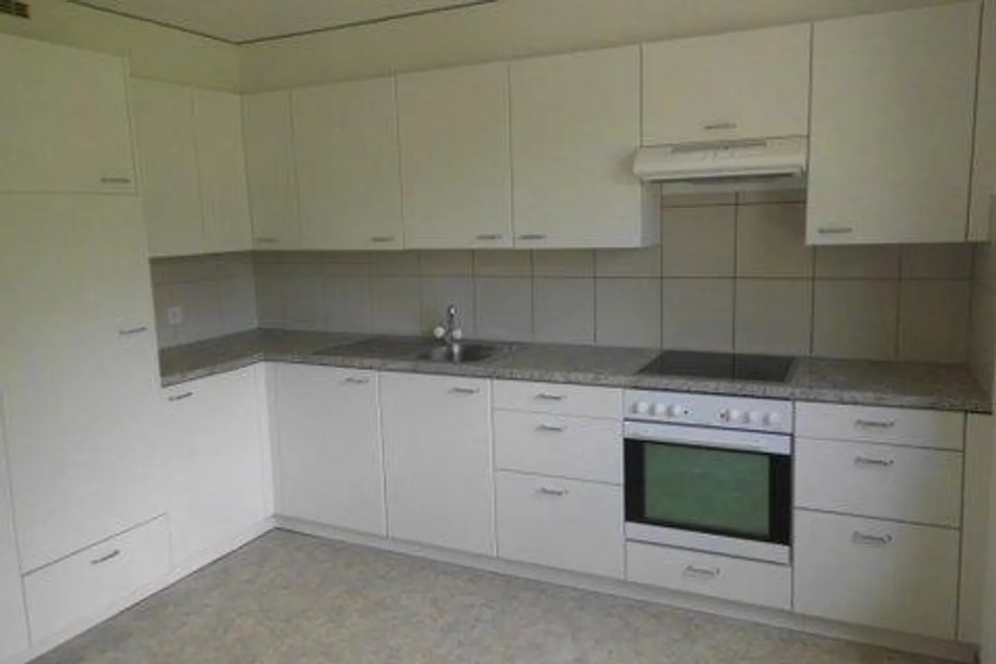 Grosse Genossenschaftswohnung sucht eine neue Familie! - Foto 6 von 8