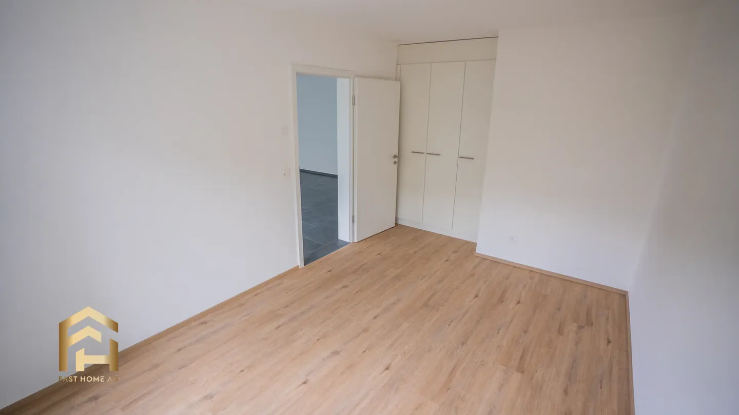 Prima occupazione a Raron appartamento spazioso di 5,5 stanze con vista ampia - Foto 7 di 13