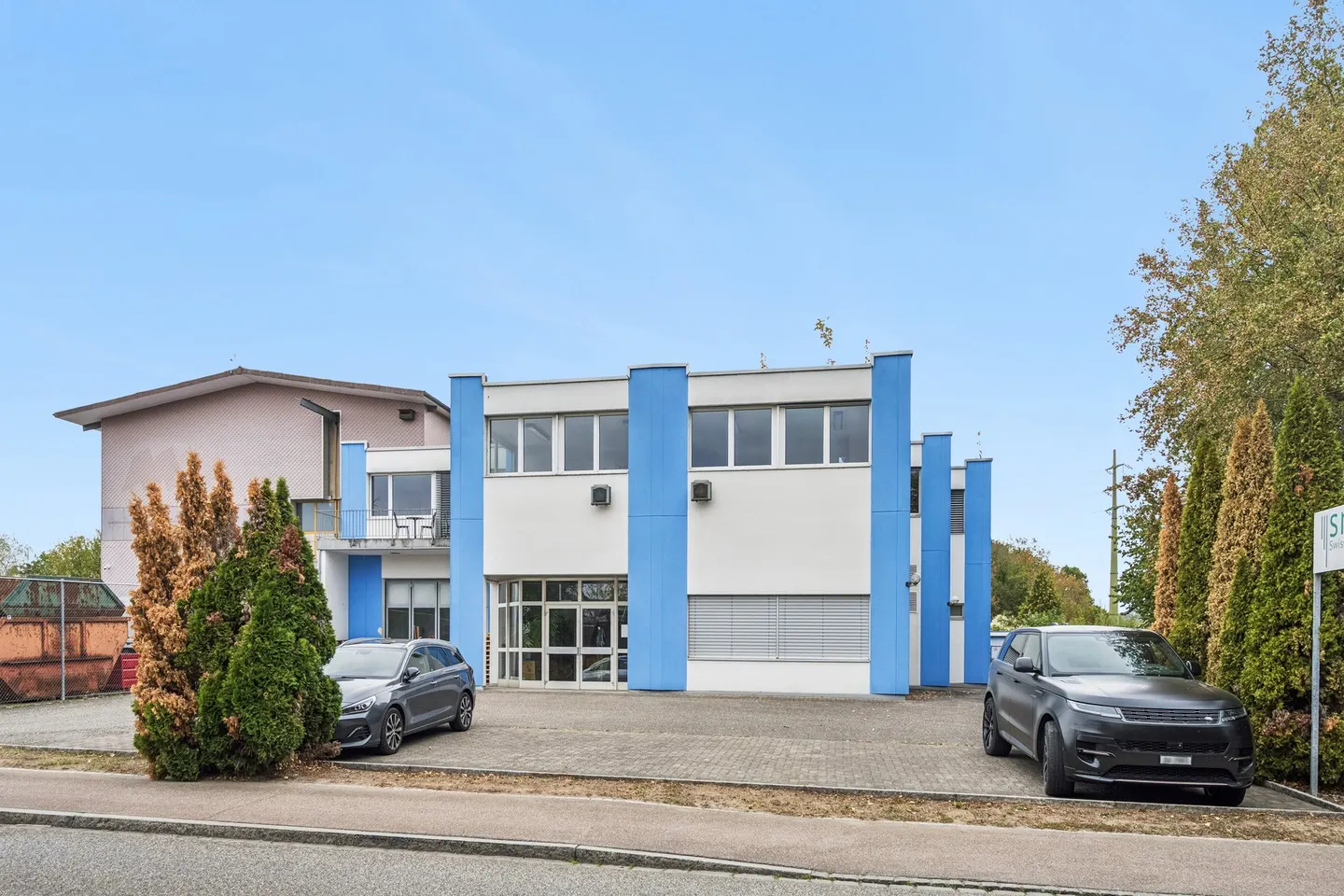 Espace commercial polyvalent à Möhlin - Photo 1 sur 9