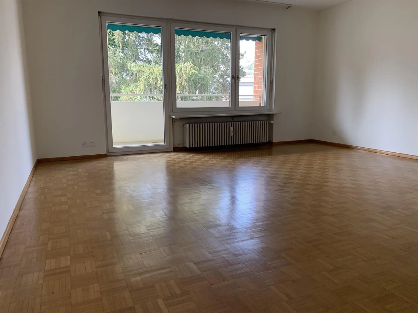 Large, bright 4-room apartment (101m²) with private washing tower in Reinach-Dorf - Photo 9 of 15