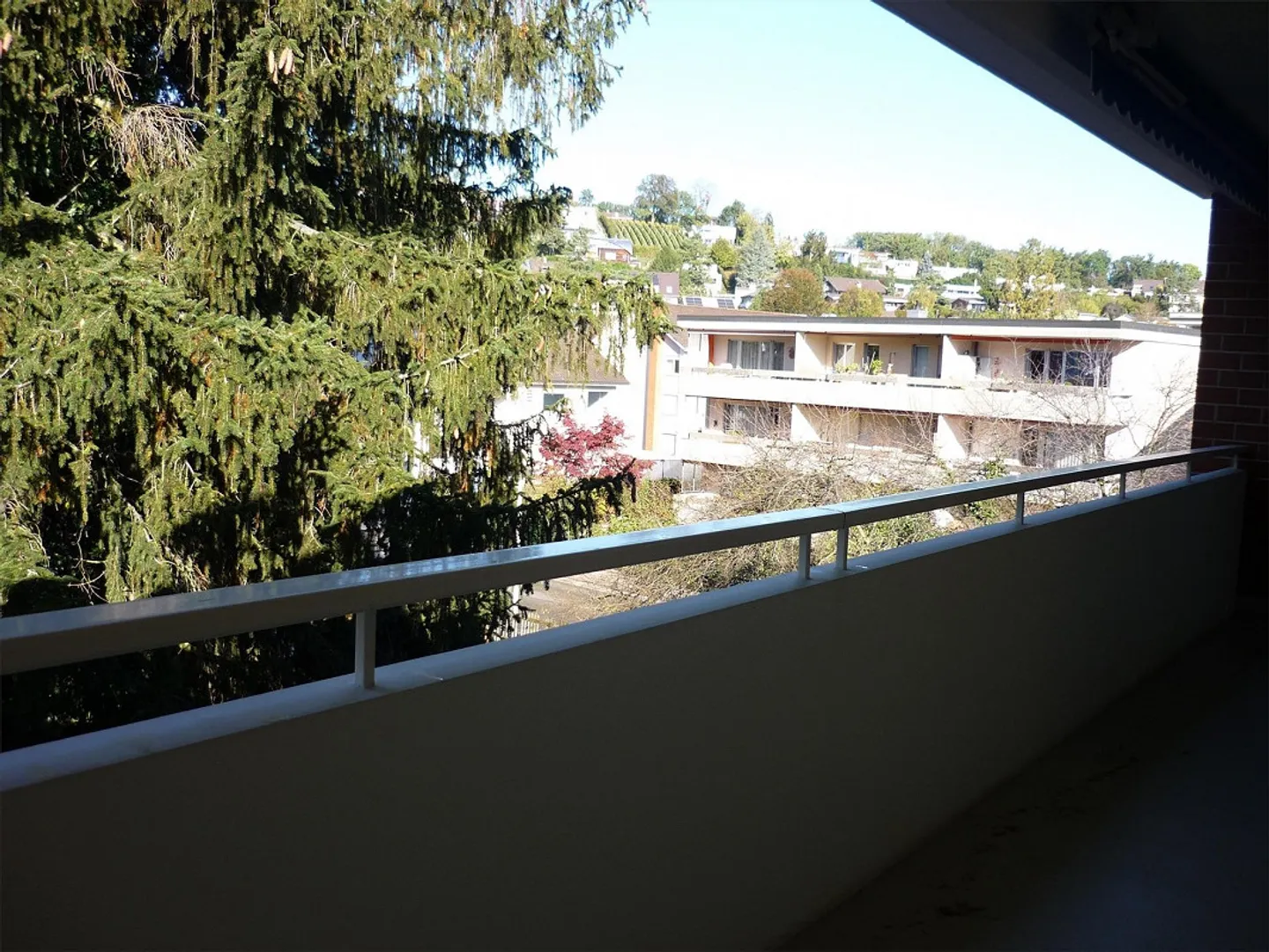 Large, bright 4-room apartment (101m²) with private washing tower in Reinach-Dorf - Photo 11 of 15