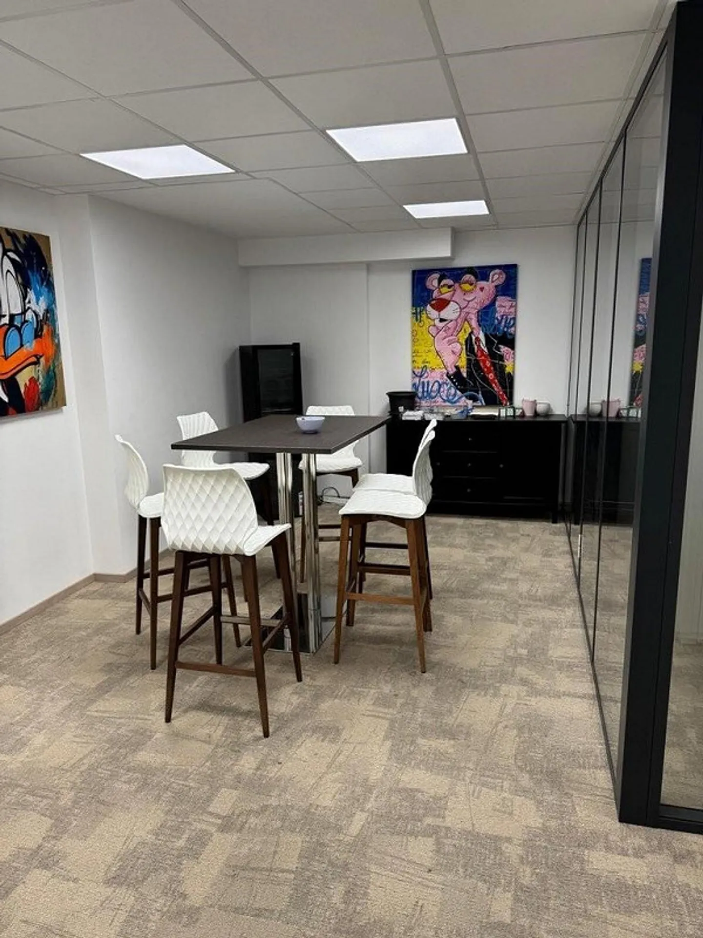 Superb office space on the 3rd floor - Photo 2 of 5