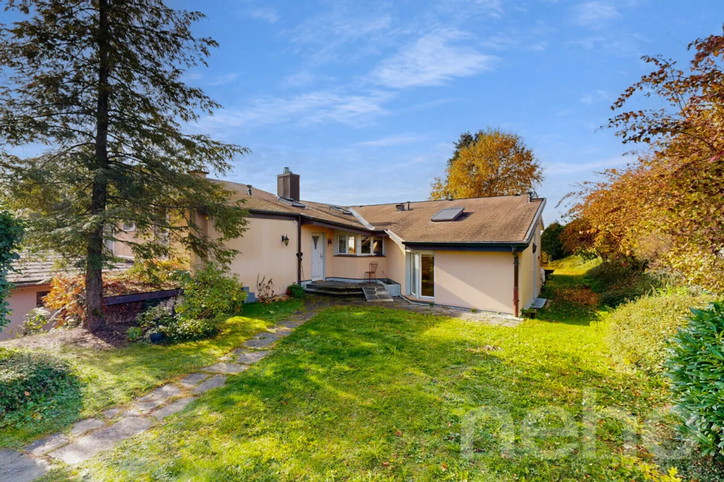 Zeitloser Charme und moderner Komfort mit Seeblick! - Foto 3 von 12