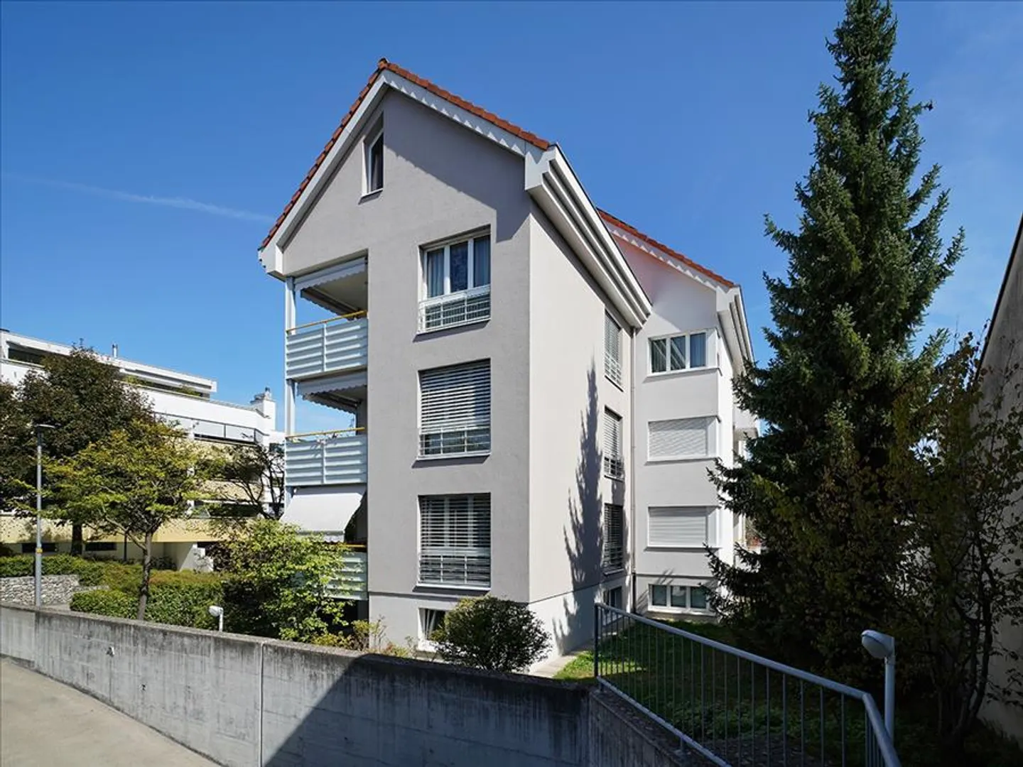 In a lively suburban neighborhood - your apartment search ends here! - Photo 2 of 12